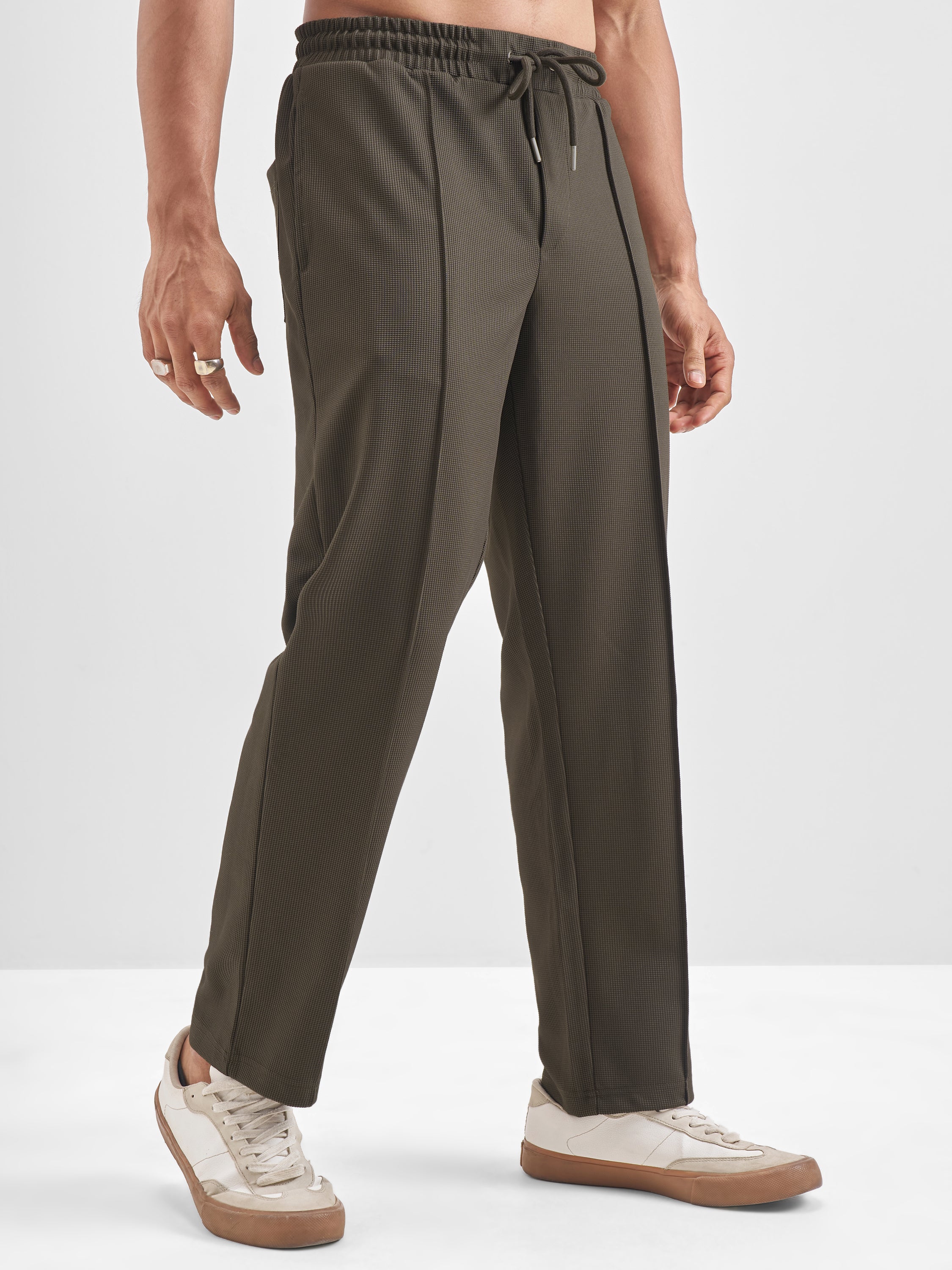 Highlander Men Olive Solid Regular Trouser - Olive - Image 6