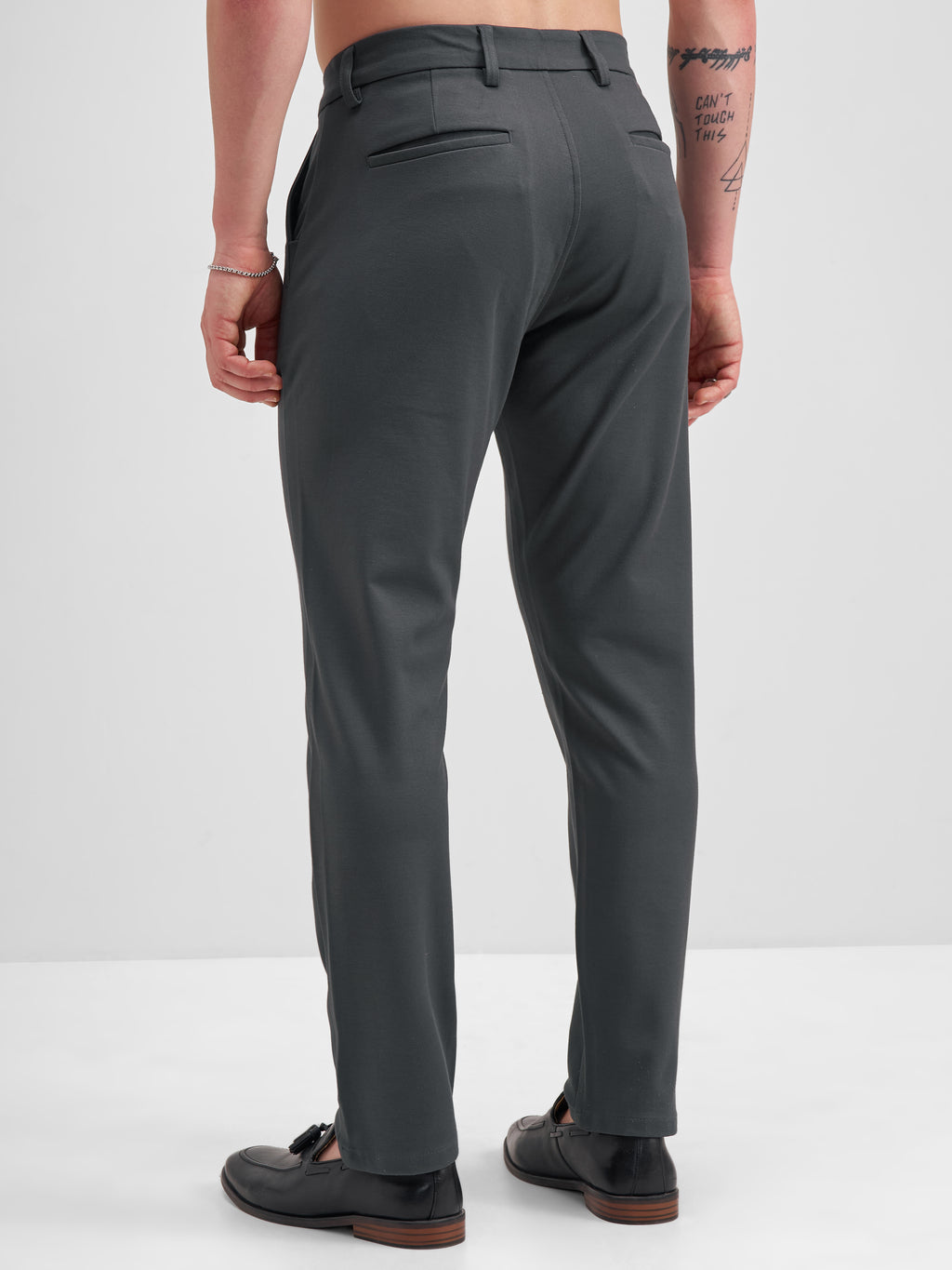 Highlander Men Charcoal Slim Fit Solid Formal Trouser - Charcoal - Image 3