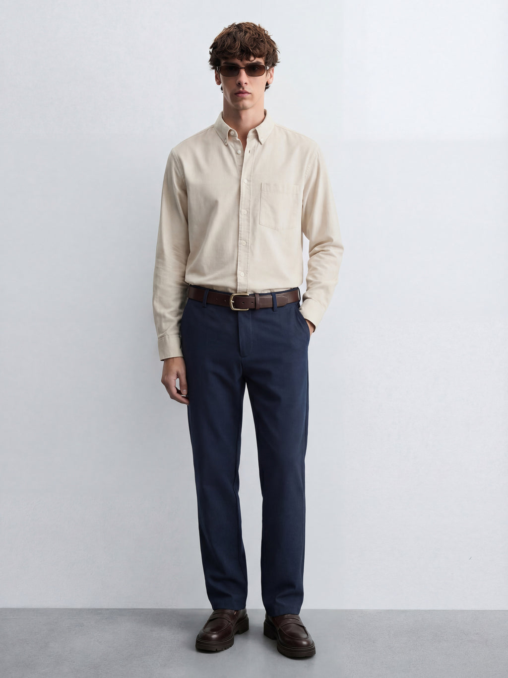 Highlander Men Navy Blue Relaxed Fit Solid Formal Trouser - Navy Blue - Image 2