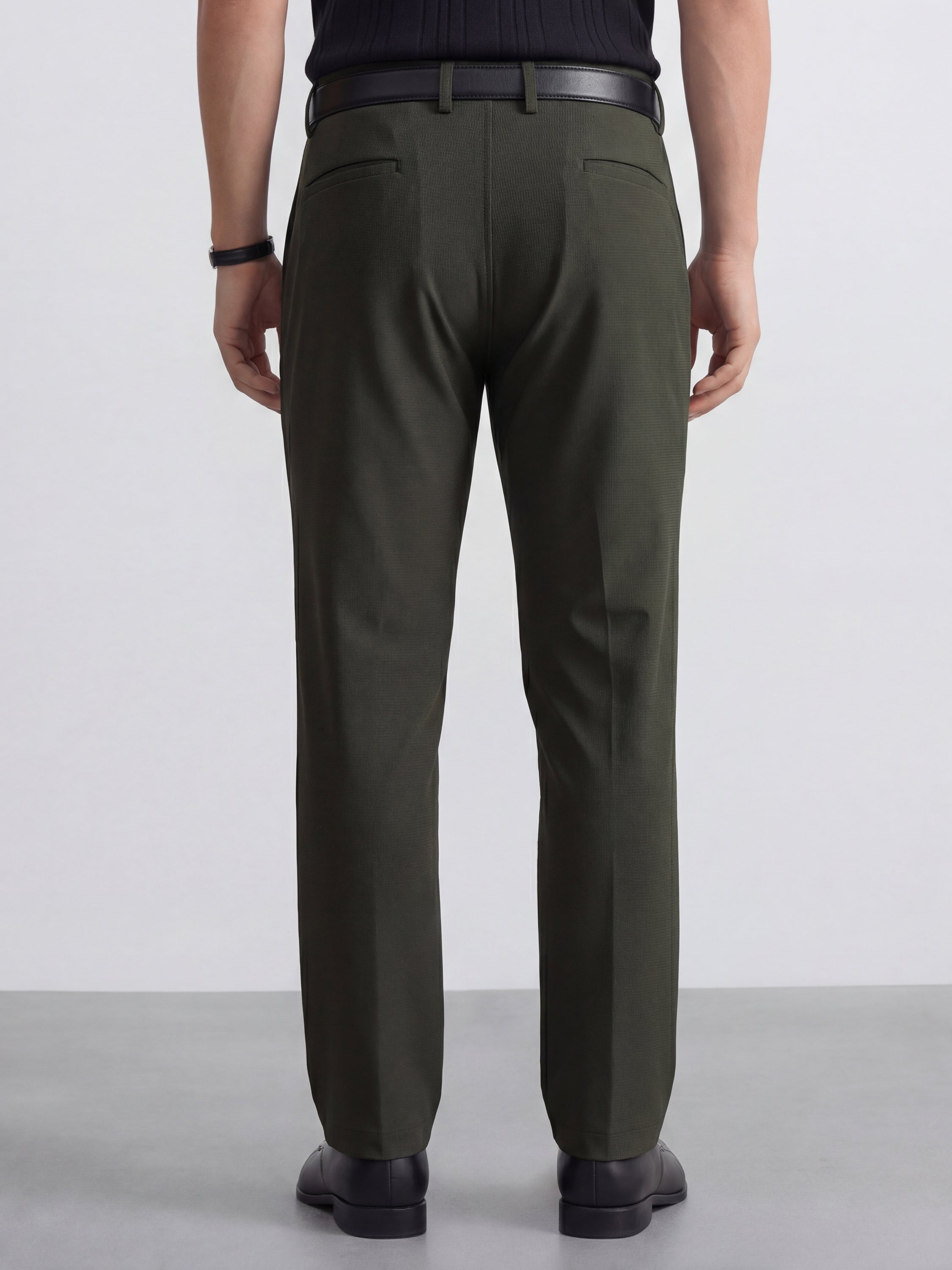 Highlander Men Olive Slim Fit Solid Formal Trouser - Olive - Image 3