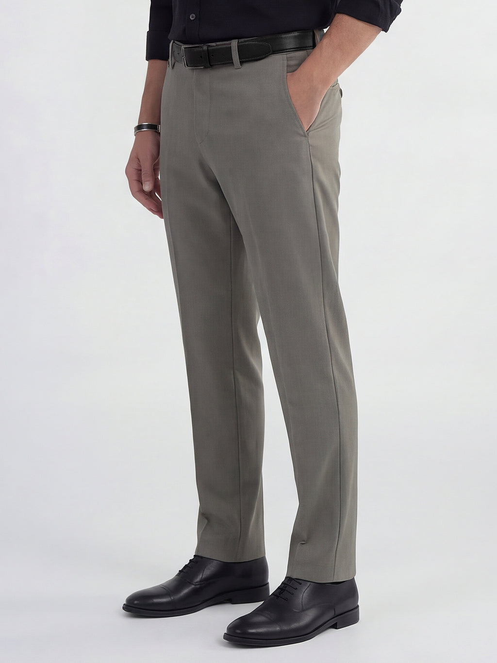 Highlander Men Olive Slim Fit Solid Formal Trouser - Olive - Image 4