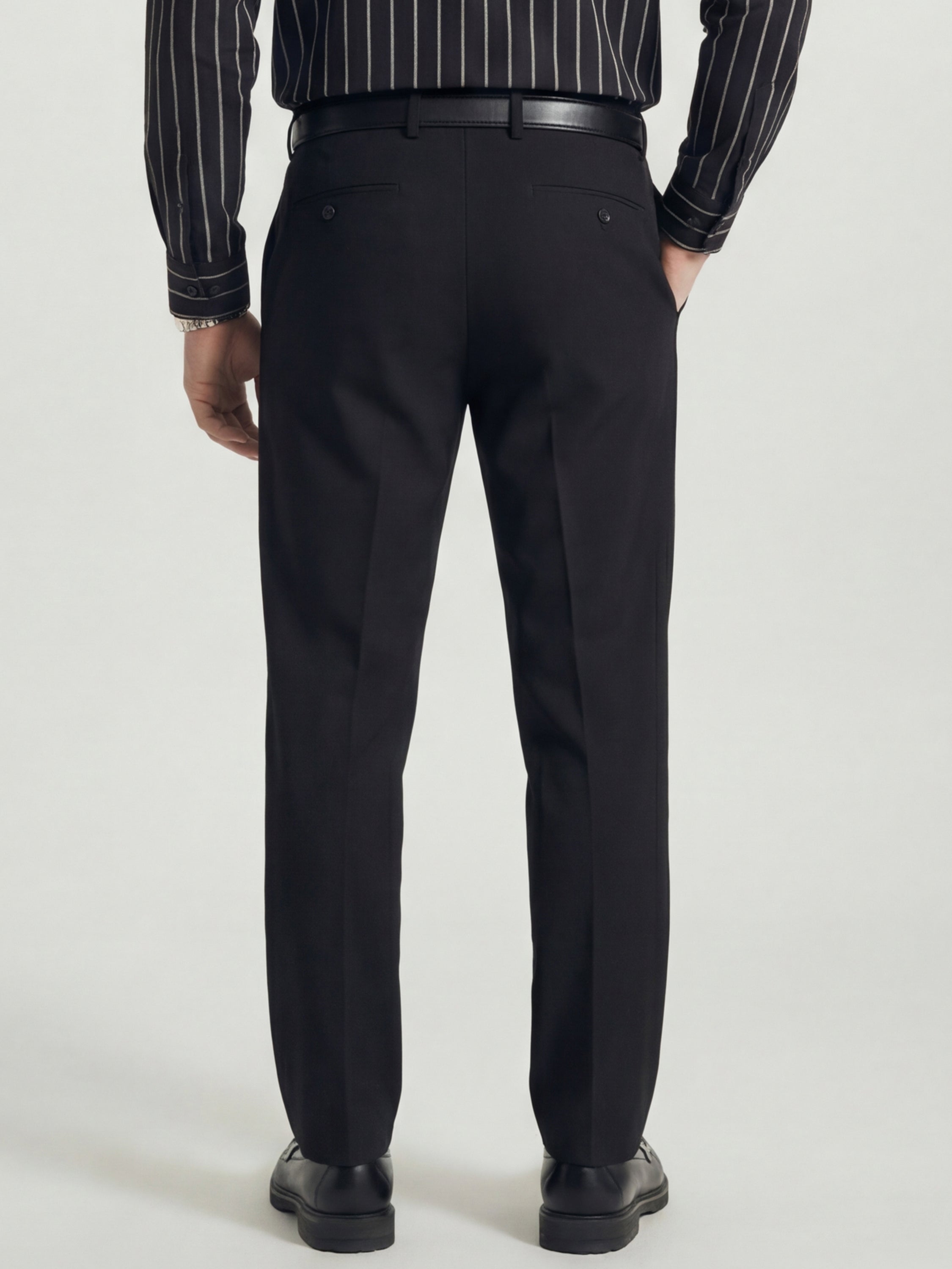 Highlander Men Black Slim Fit Solid Formal Trouser - Black - Image 3