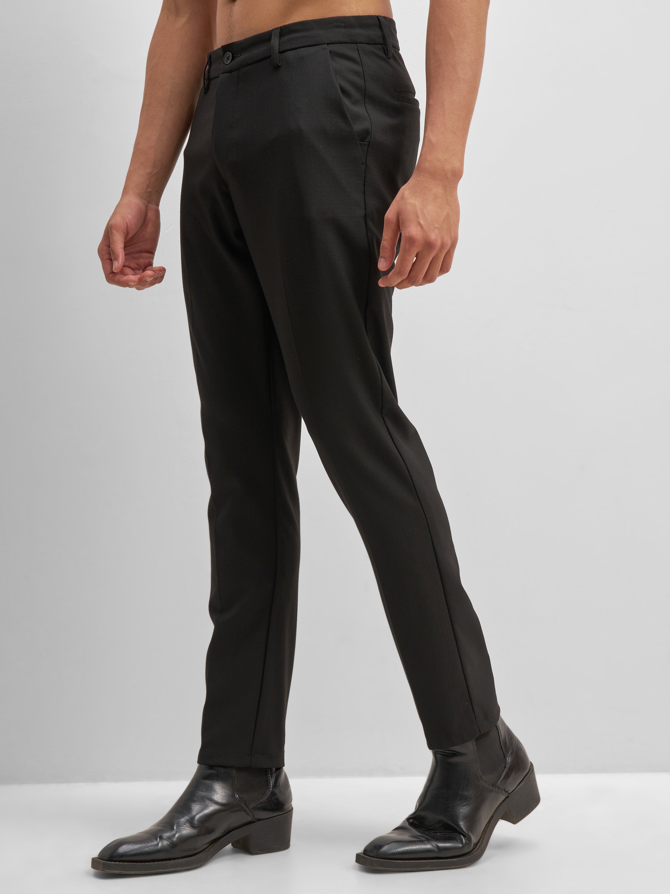 Highlander Men Black Slim Fit Solid Formal Trouser - Black - Image 4