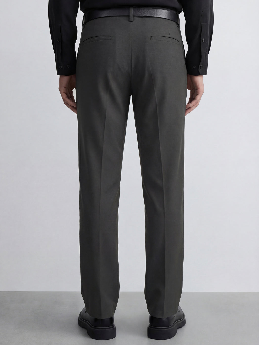 Highlander Men Charcoal Slim Fit Solid Formal Trouser - Charcoal - Image 3