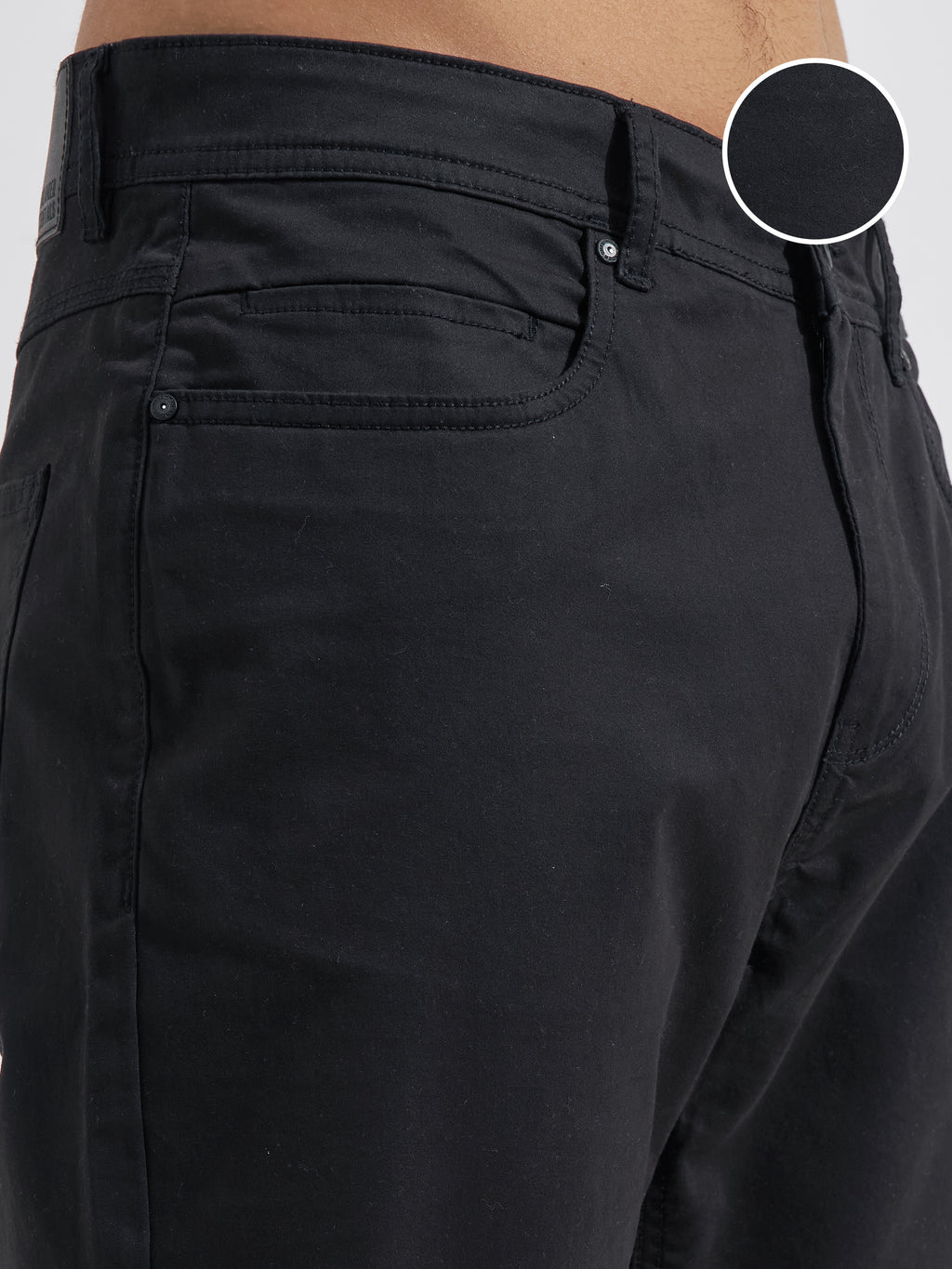 Highlander Men Black Slim Fit Solid Chinos