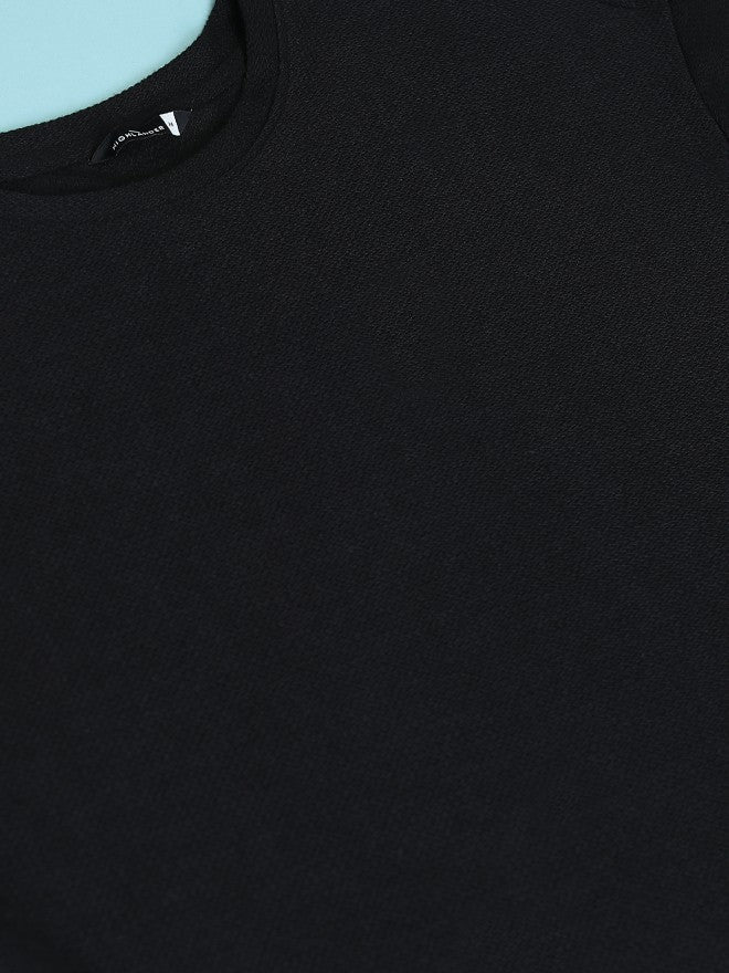 Highlander Men Black Solid Oversized Fit T-Shirt - Black - Image 7