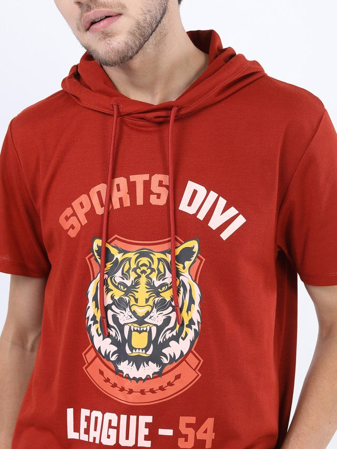 Highlander Men Red Solid Hood Slim Fit T-Shirt - Red - Image 4