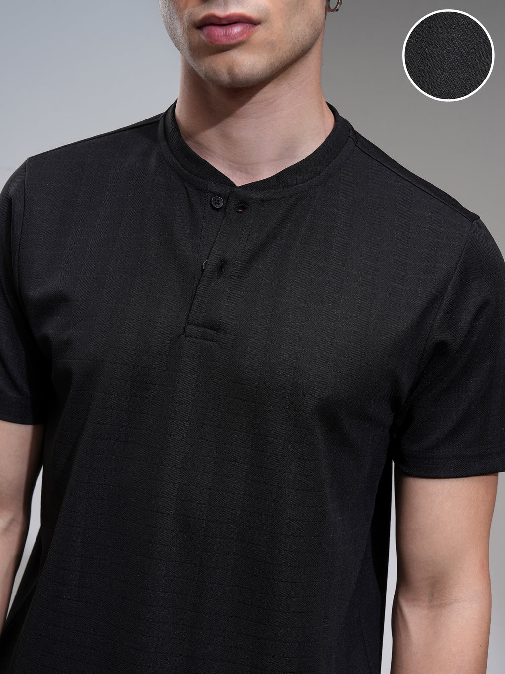 Highlander Men Black Solid Relaxed Fit T-Shirt - Black - Image 5