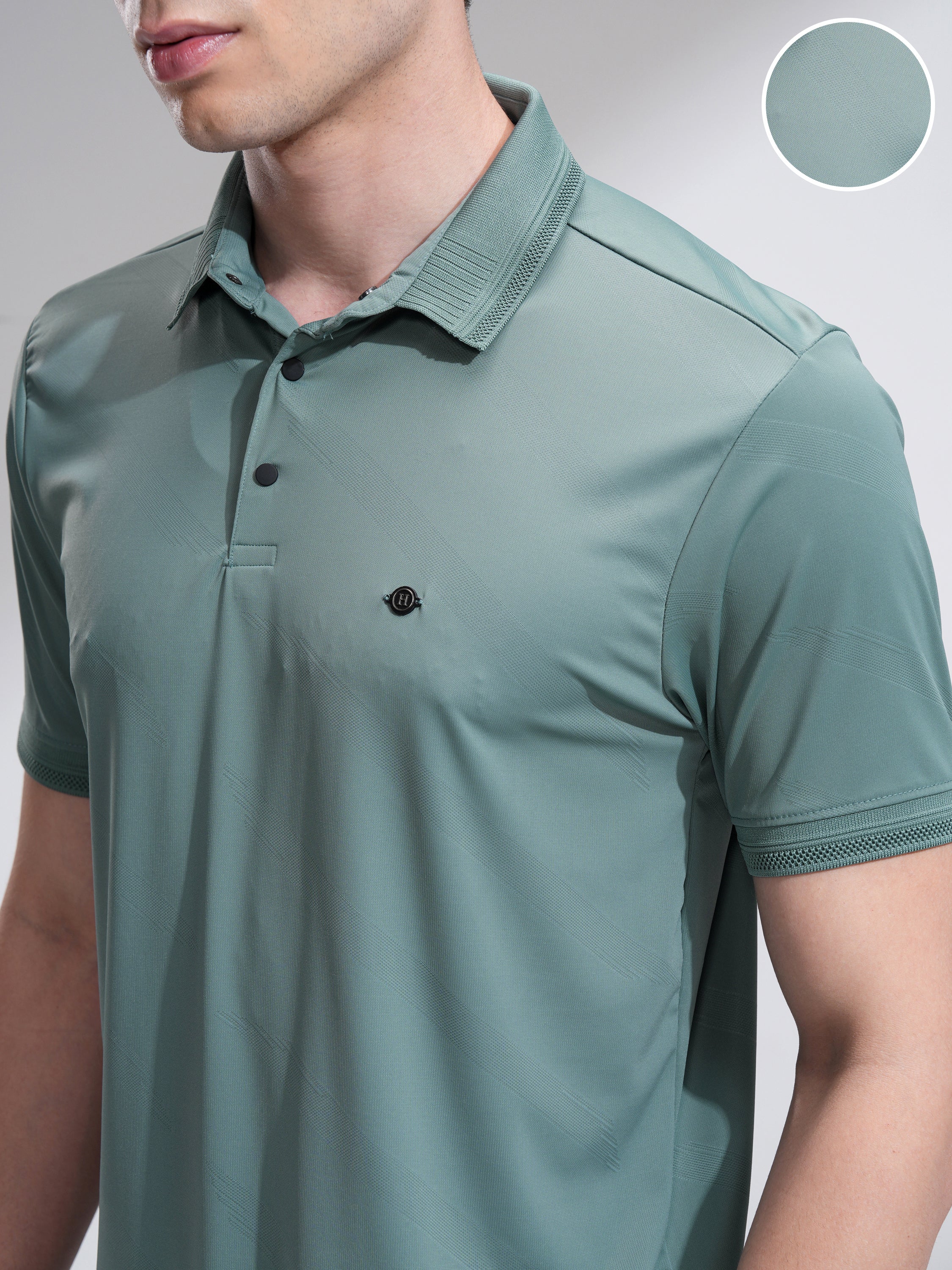 Highlander Men Green Solid Regular Fit T-Shirt - Green - Image 5