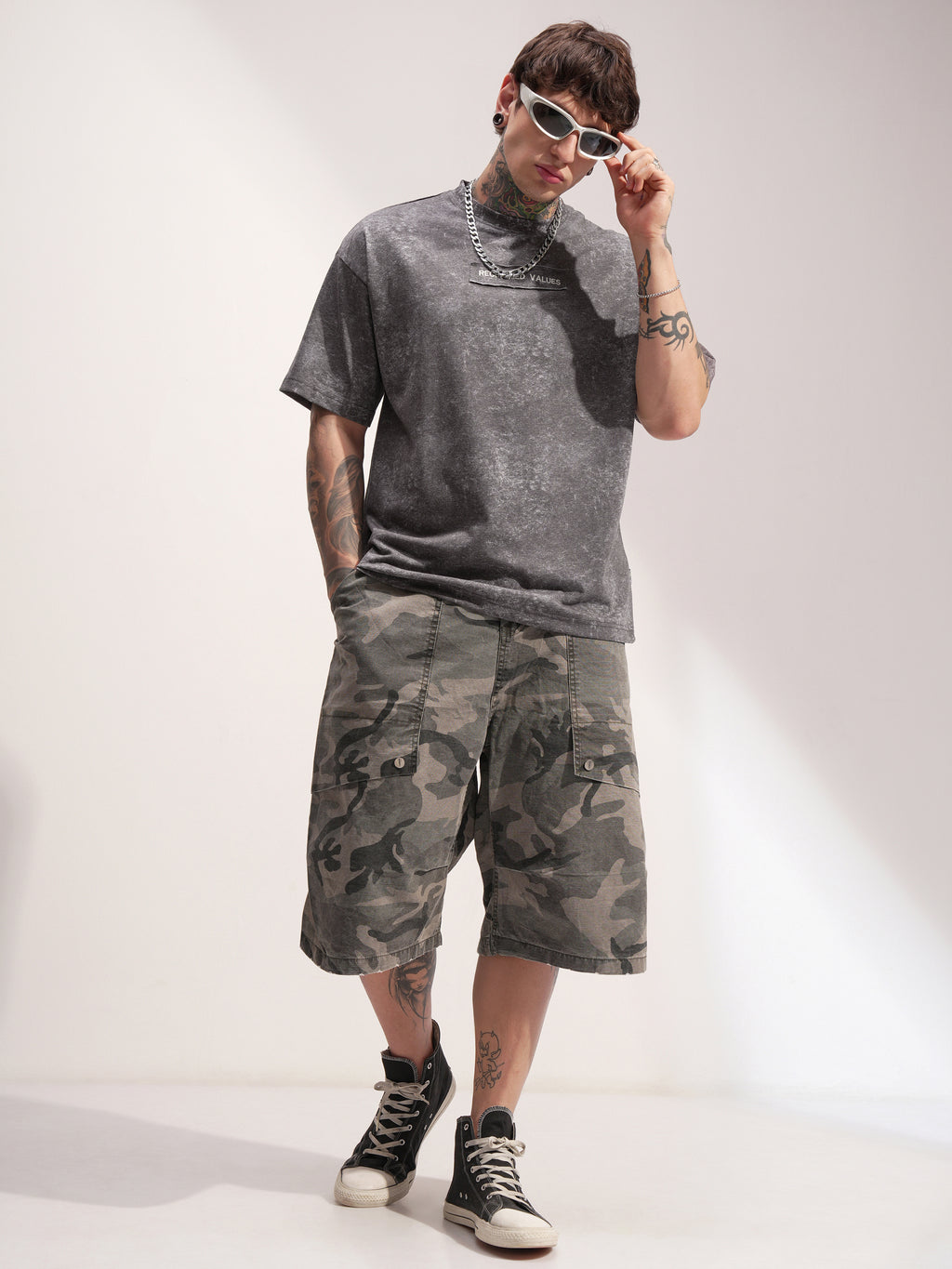 Highlander Men Grey Self Design Round Neck Oversized Fit T-Shirt - Grey - Image 2