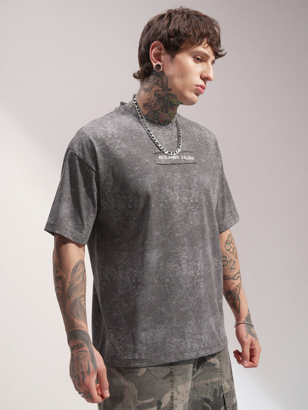 Highlander Men Grey Self Design Round Neck Oversized Fit T-Shirt - Grey - Image 6