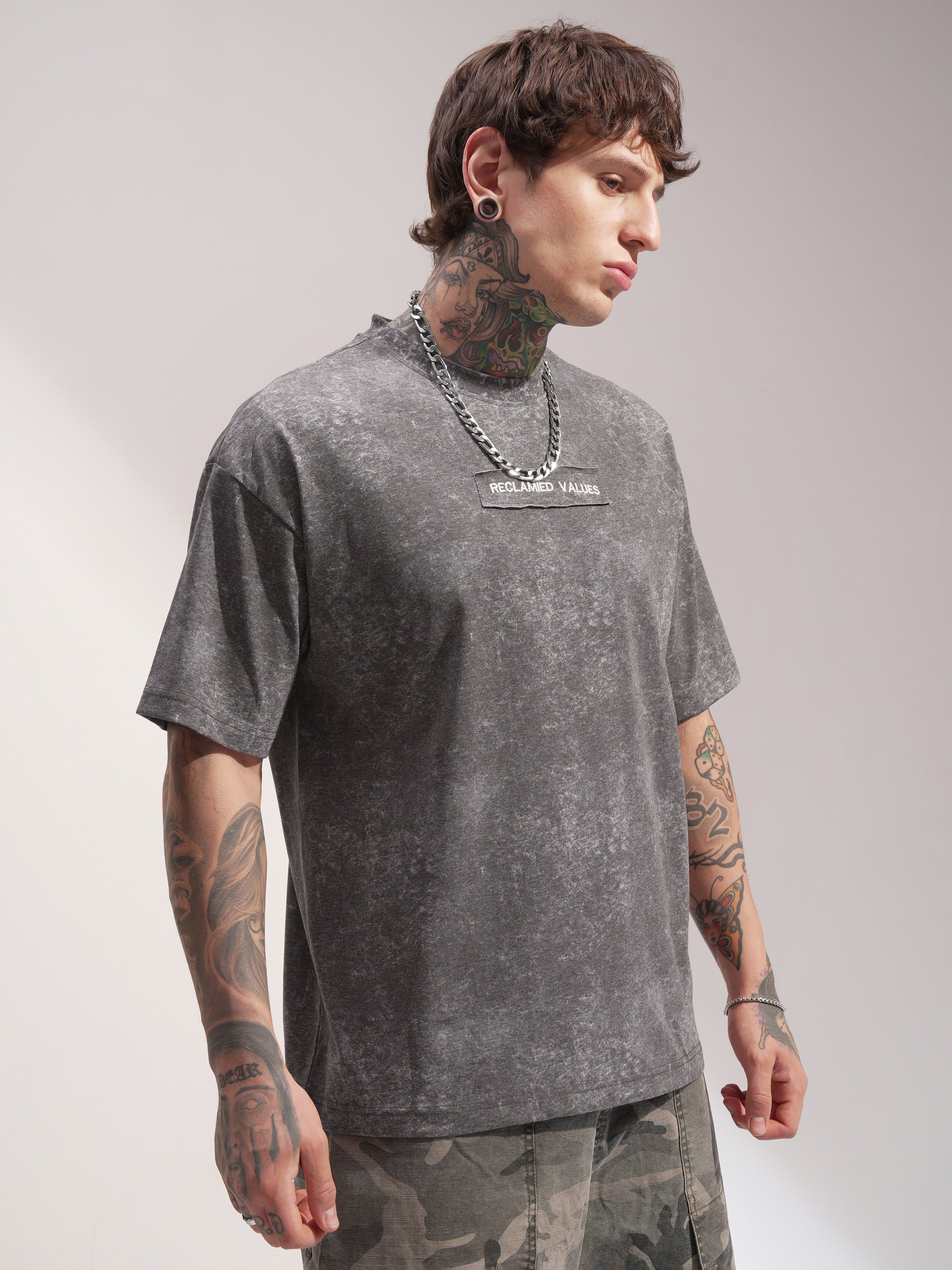 Highlander Men Grey Self Design Round Neck Oversized Fit T-Shirt - Grey - Image 6