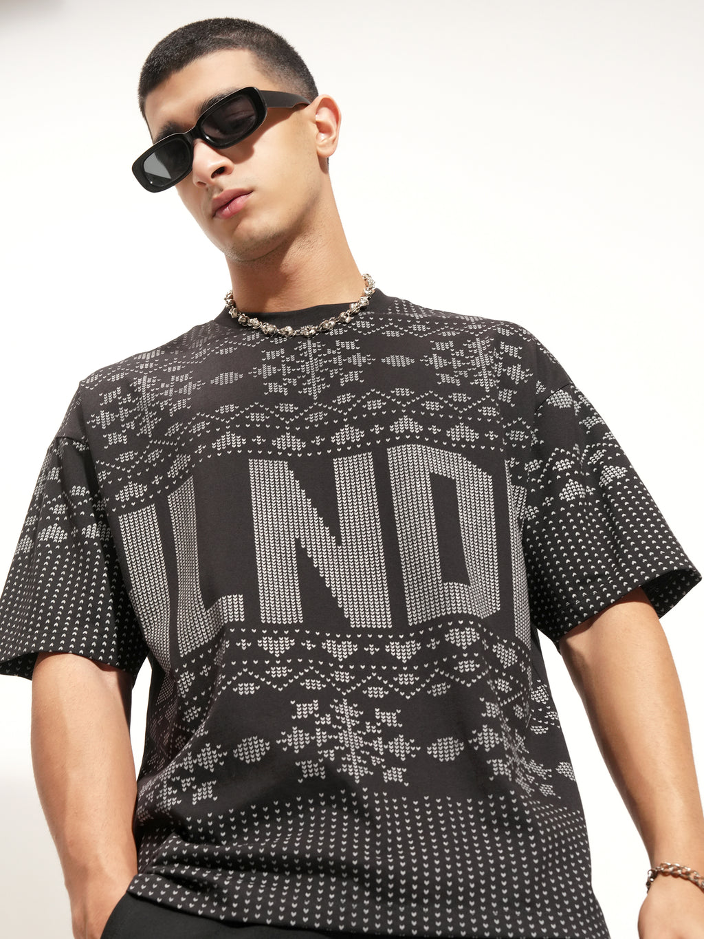 Highlander Men Black Printed Round Neck Oversized Fit T-Shirt - Black - Image 1