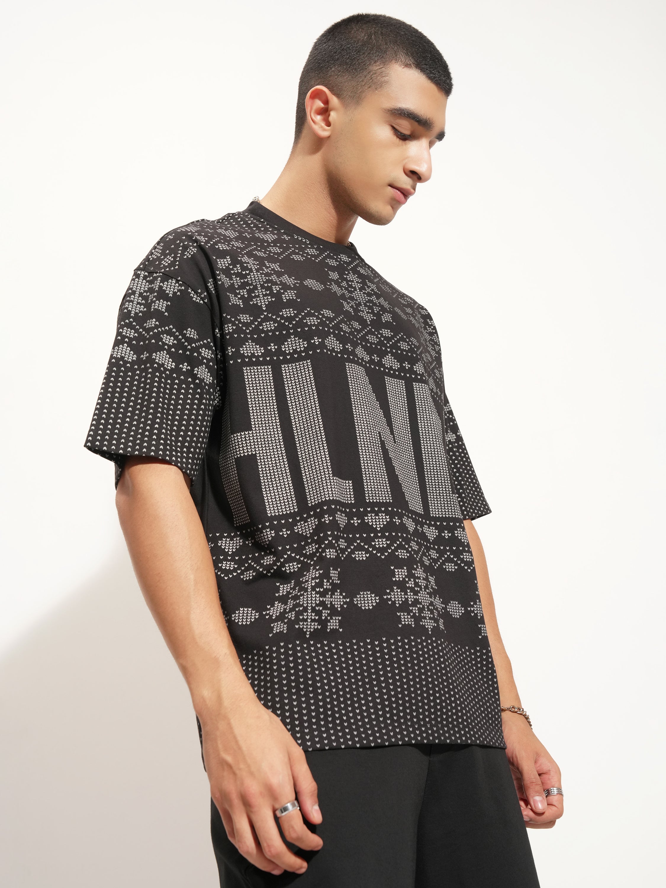 Highlander Men Black Printed Round Neck Oversized Fit T-Shirt - Black - Image 6