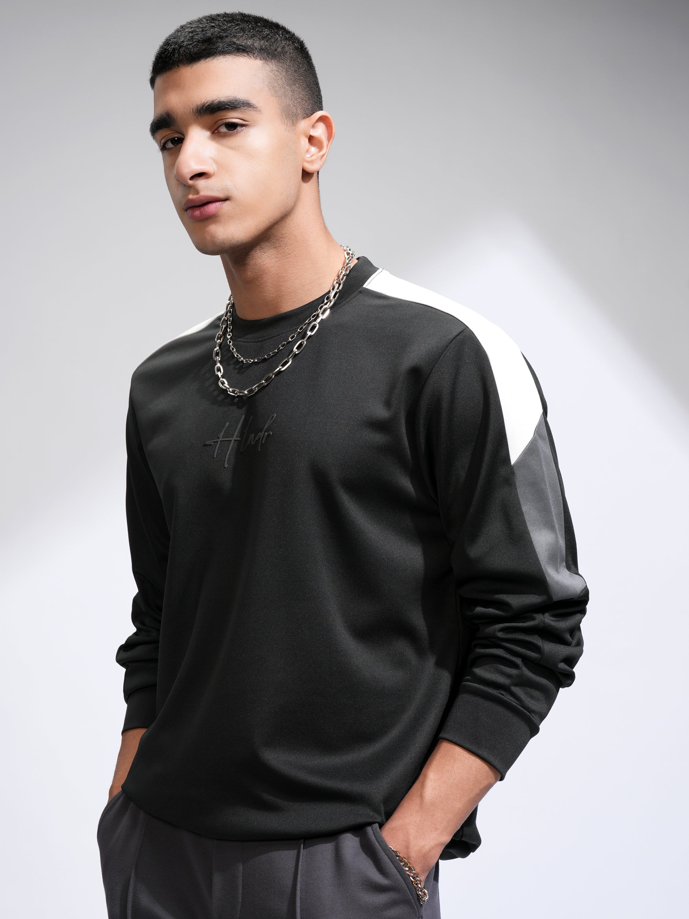Highlander Men Black Printed Round Neck Relaxed Fit T-Shirt - Black - Image 4