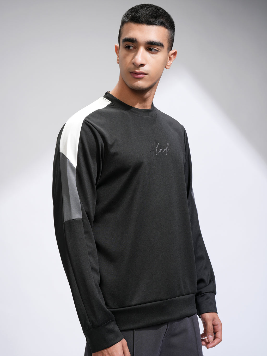 Highlander Men Black Printed Round Neck Relaxed Fit T-Shirt - Black - Image 6