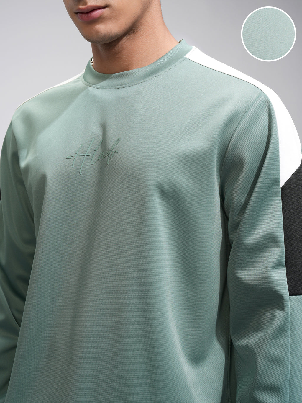 Highlander Men Green Solid Round Neck Relaxed Fit T-Shirt - Green - Image 5