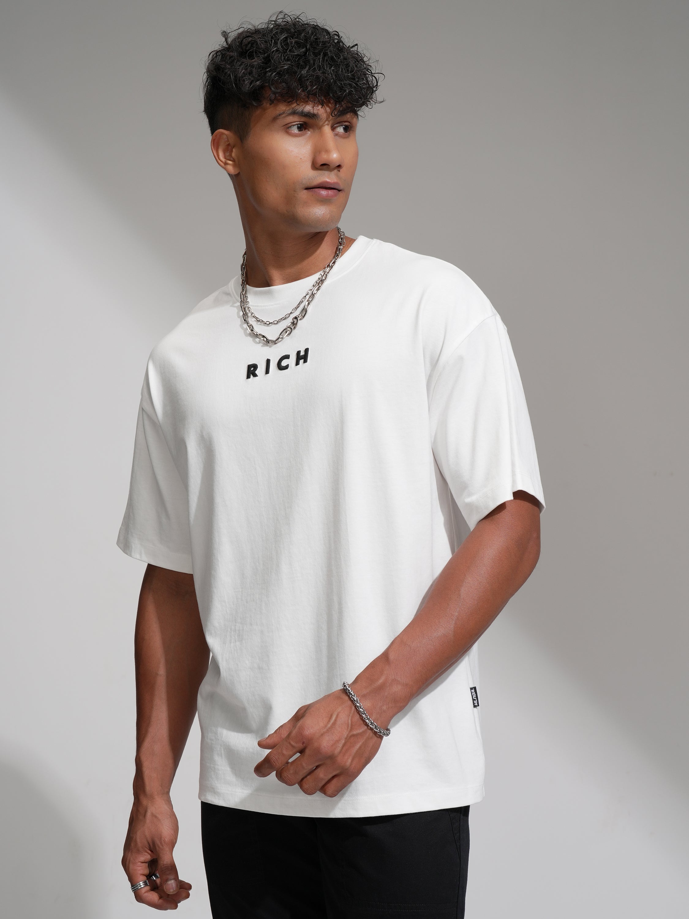 Highlander Men White Printed Round Neck Oversized Fit T-Shirt - White - Image 4