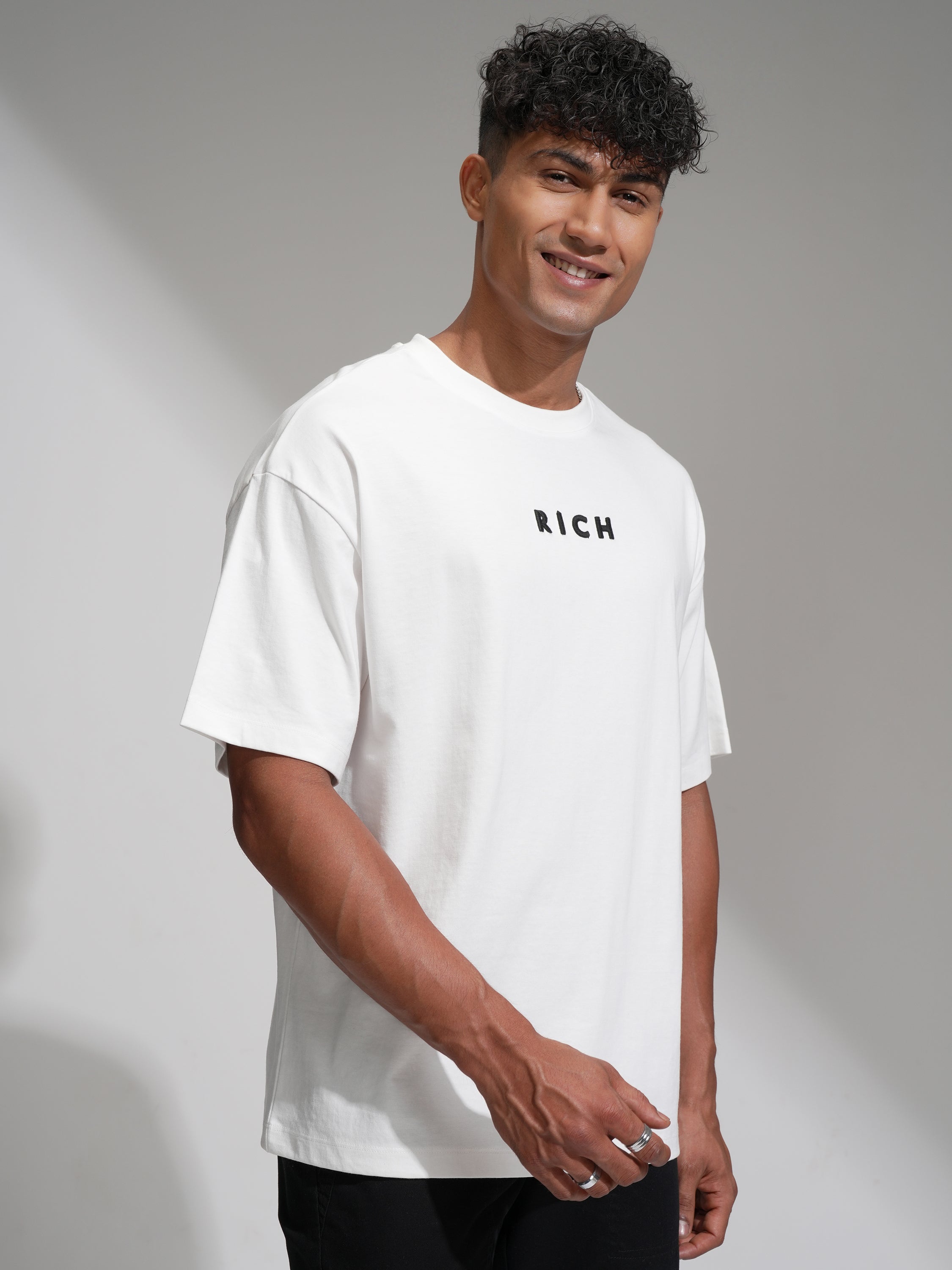 Highlander Men White Printed Round Neck Oversized Fit T-Shirt - White - Image 6