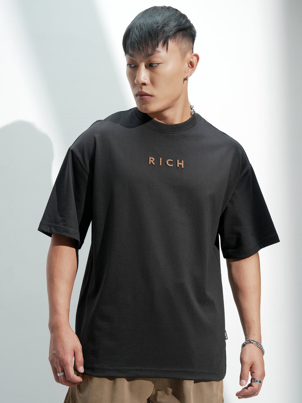 Highlander Men Black Printed Round Neck Oversized Fit T-Shirt - Black - Image 4