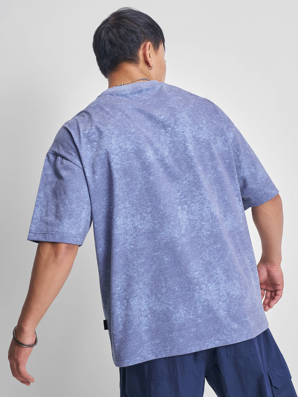 Highlander Men Blue Printed Round Neck Oversized Fit T-Shirt - Blue - Image 3