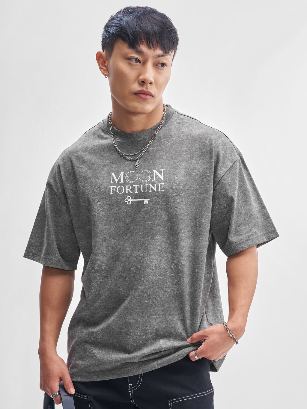 Highlander Men Black Printed Round Neck Oversized Fit T-Shirt - Black - Image 3