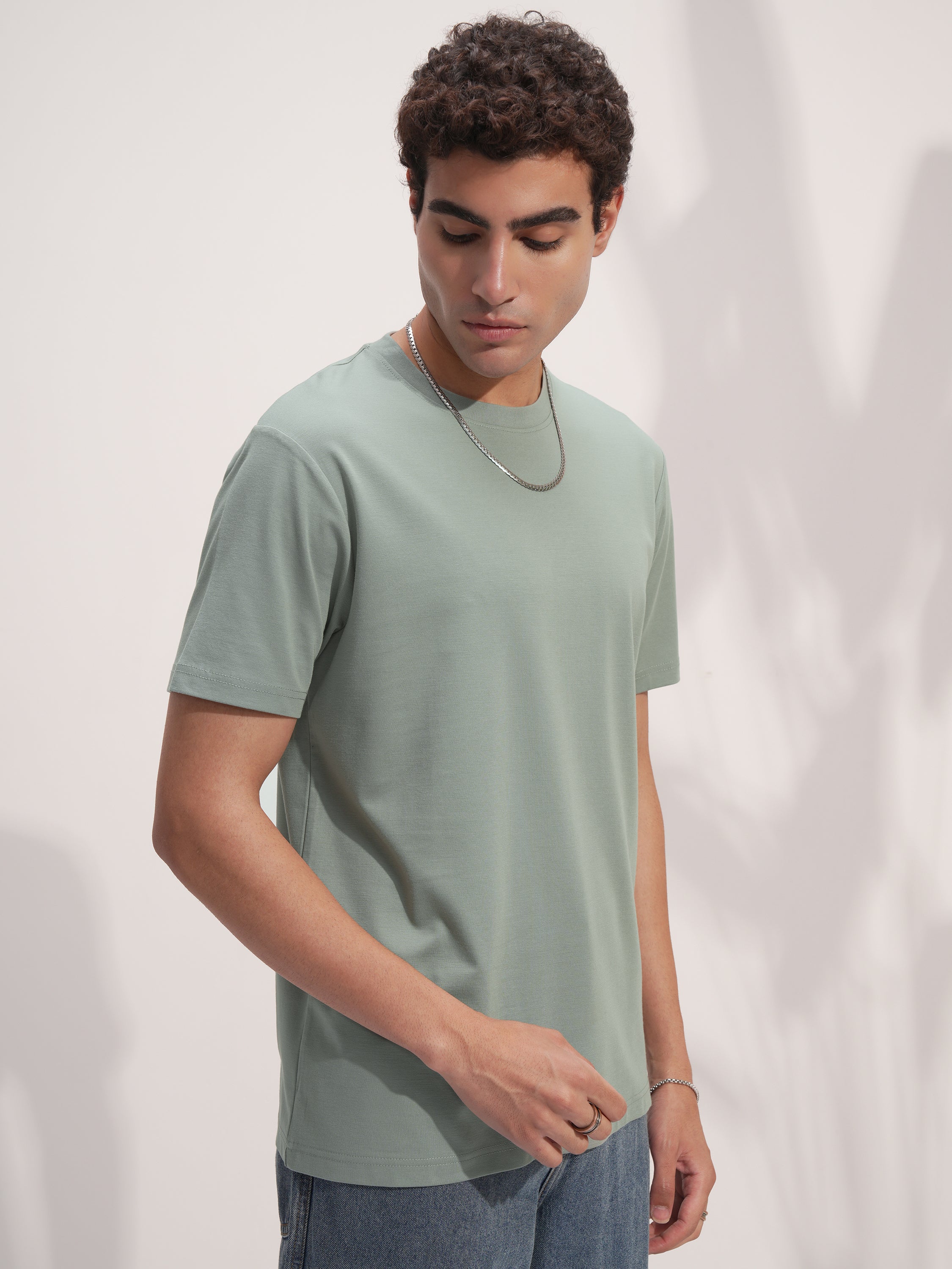 Highlander Men Green Solid Round Neck T-Shirt - Green - Image 6