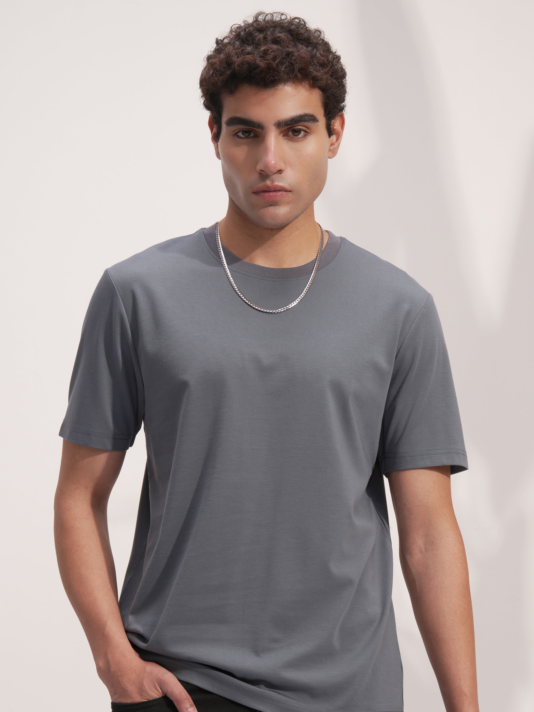 Highlander Men Grey Solid Round Neck T-Shirt - Grey - Image 1