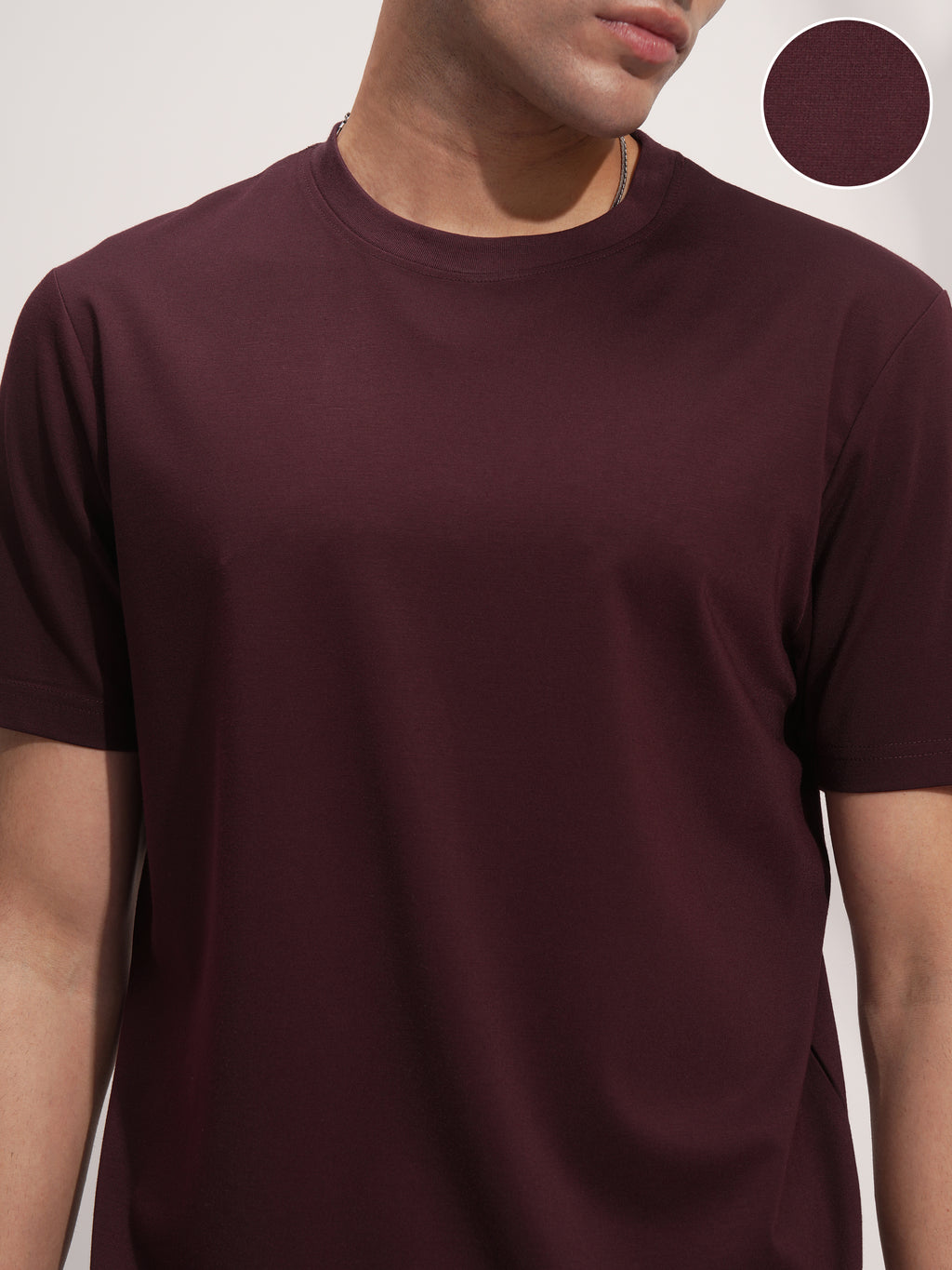 Highlander Men Maroon Solid Round Neck T-Shirt - Maroon - Image 5