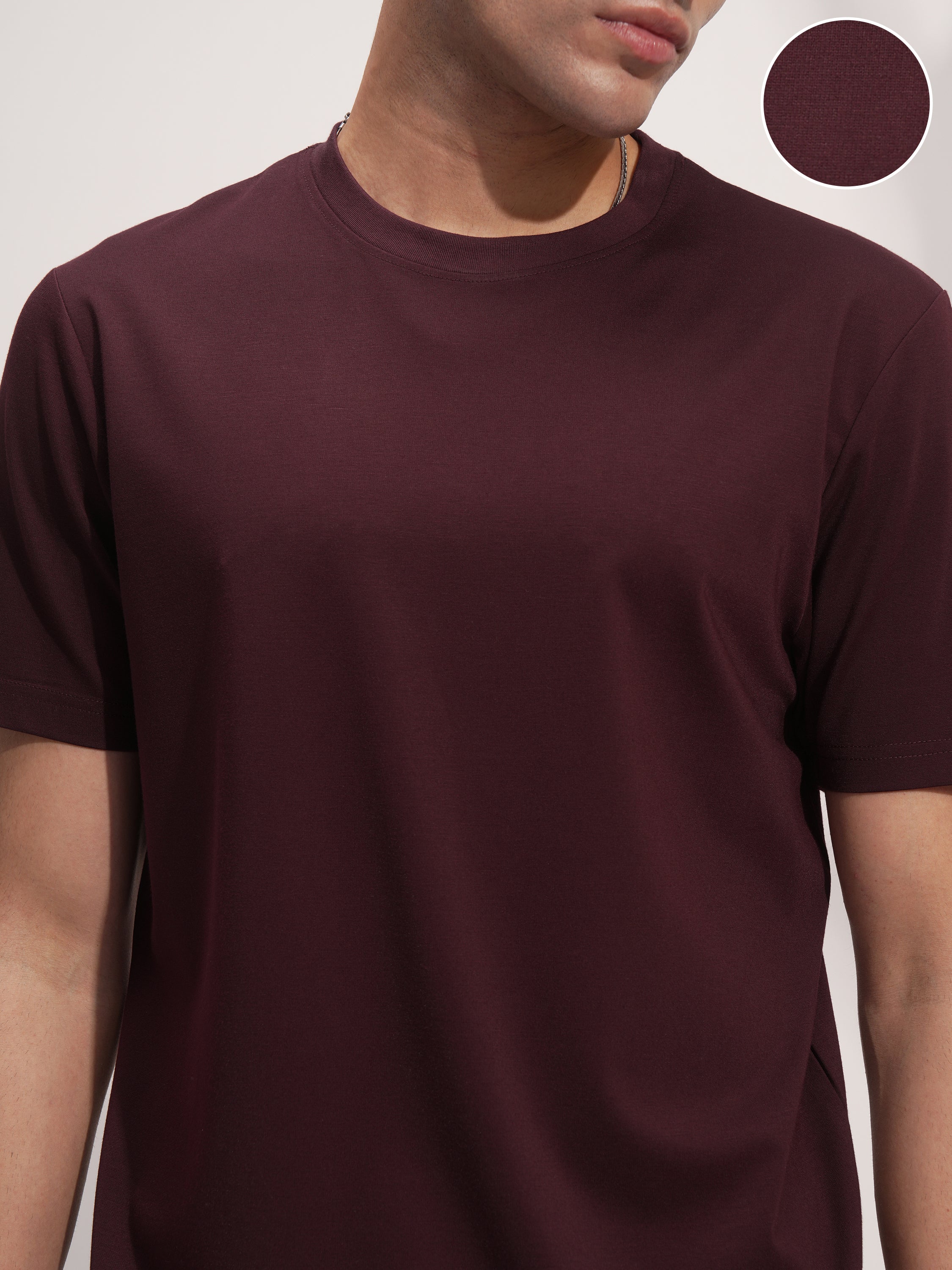 Highlander Men Maroon Solid Round Neck T-Shirt - Maroon - Image 5