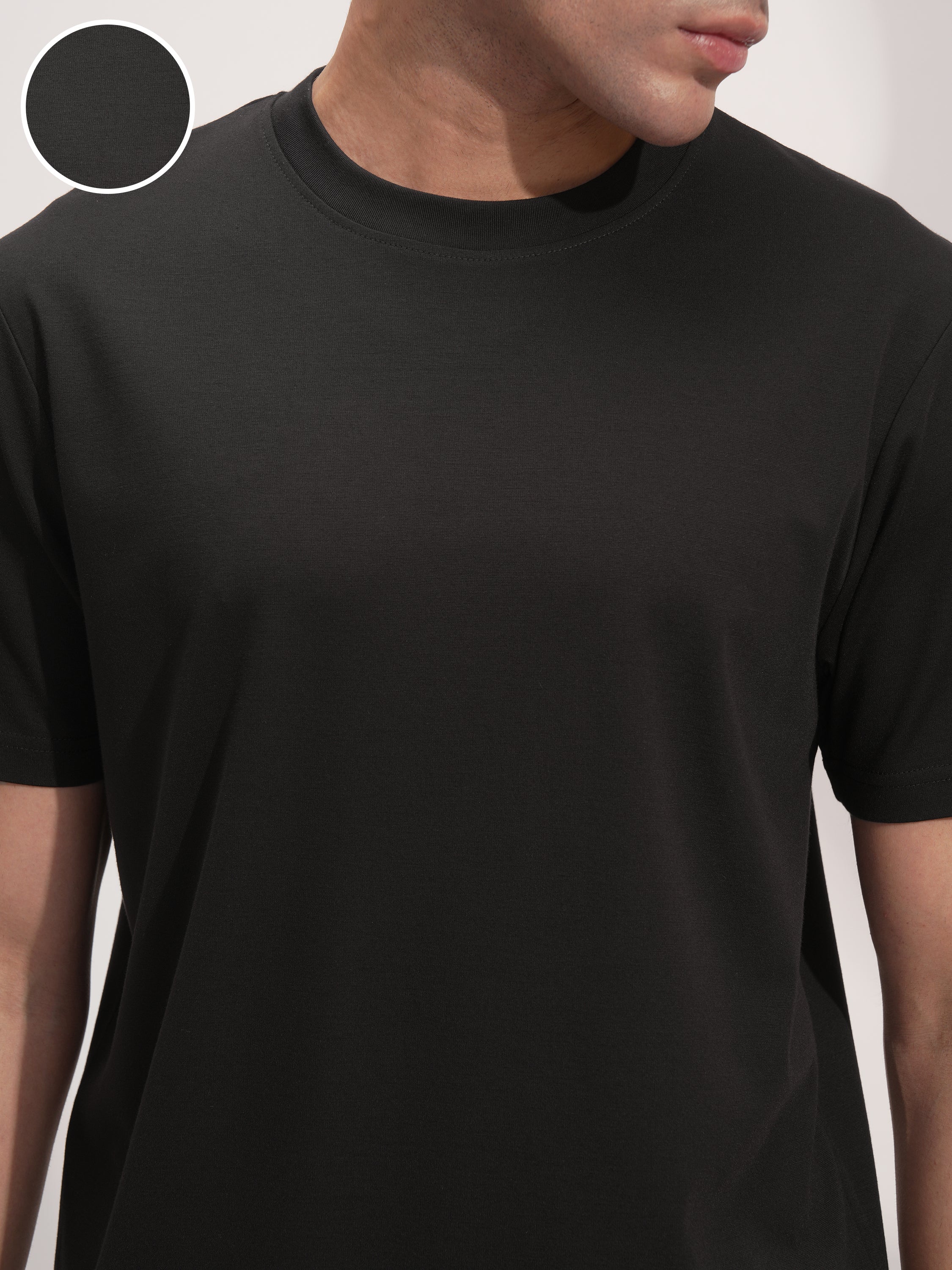 Highlander Men Black Solid Round Neck T-Shirt - Black - Image 5