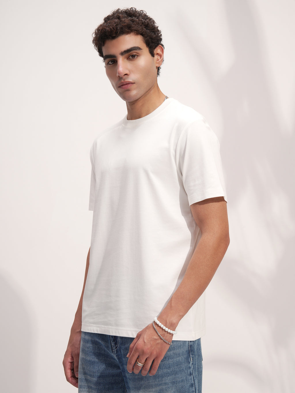 Highlander Men White Solid Round Neck T-Shirt - White - Image 4