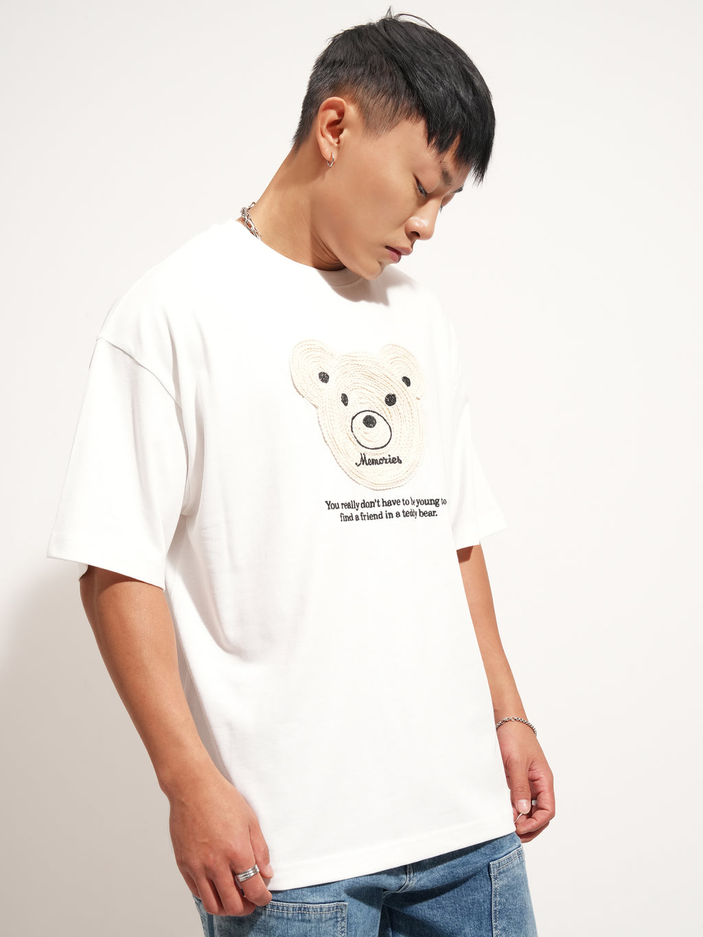 Highlander Men White Applique Round Neck Oversized Fit T-Shirt - White - Image 6