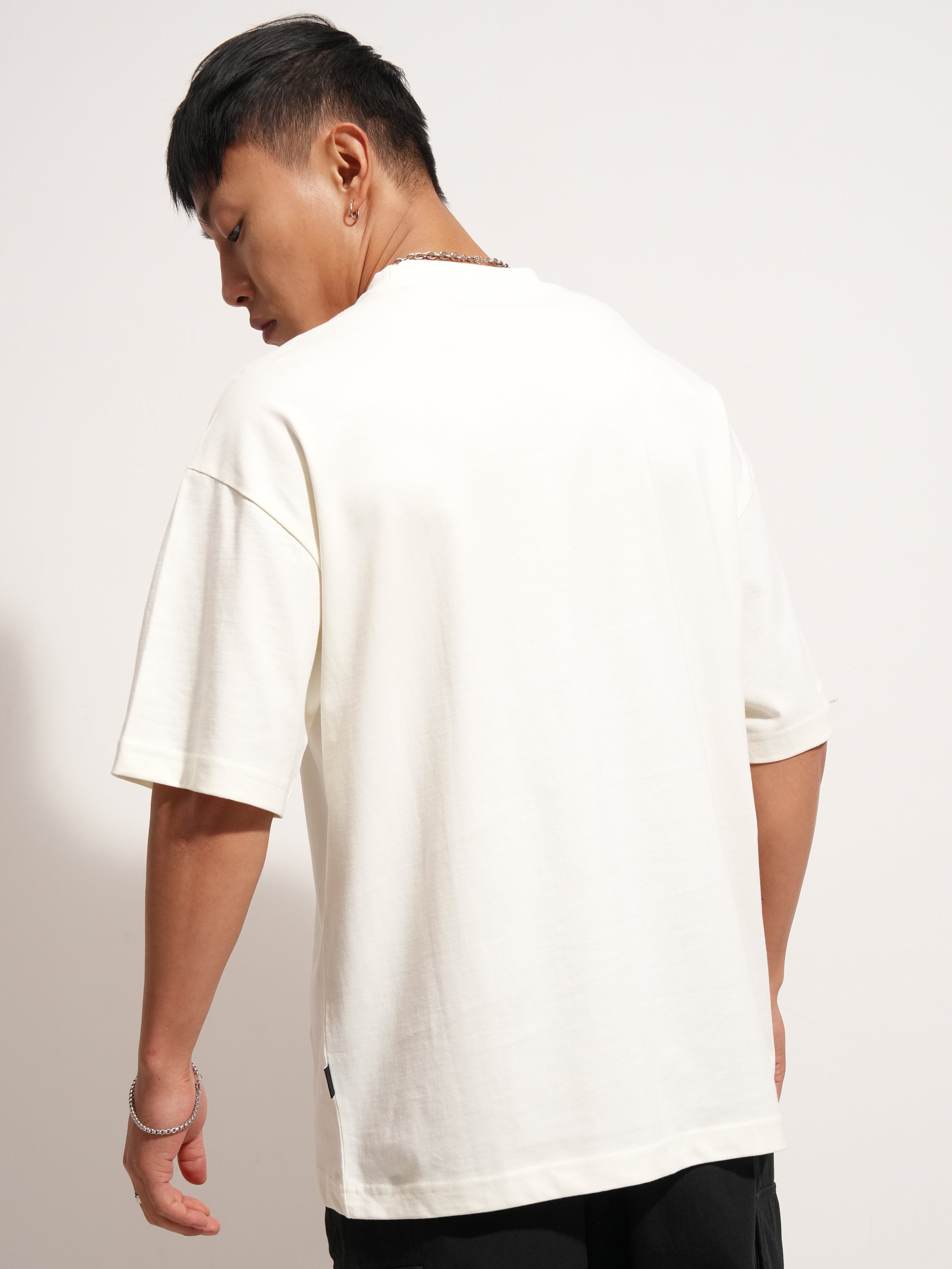 Highlander Men Off White Printed Round Neck Oversized Fit T-Shirt - Off White - Image 3