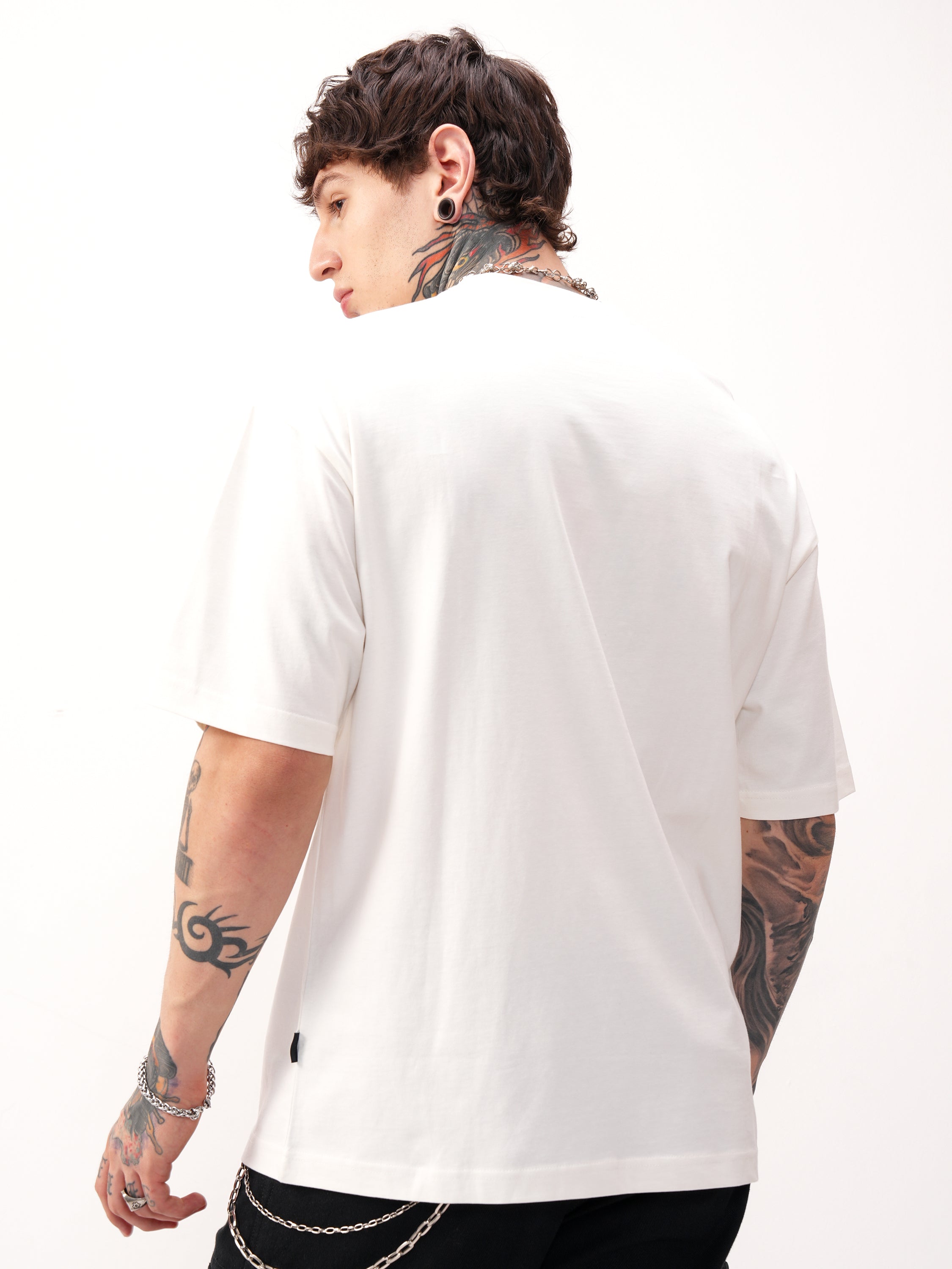 Highlander Men Off White Printed Round Neck Oversized Fit T-Shirt - Off White - Image 3