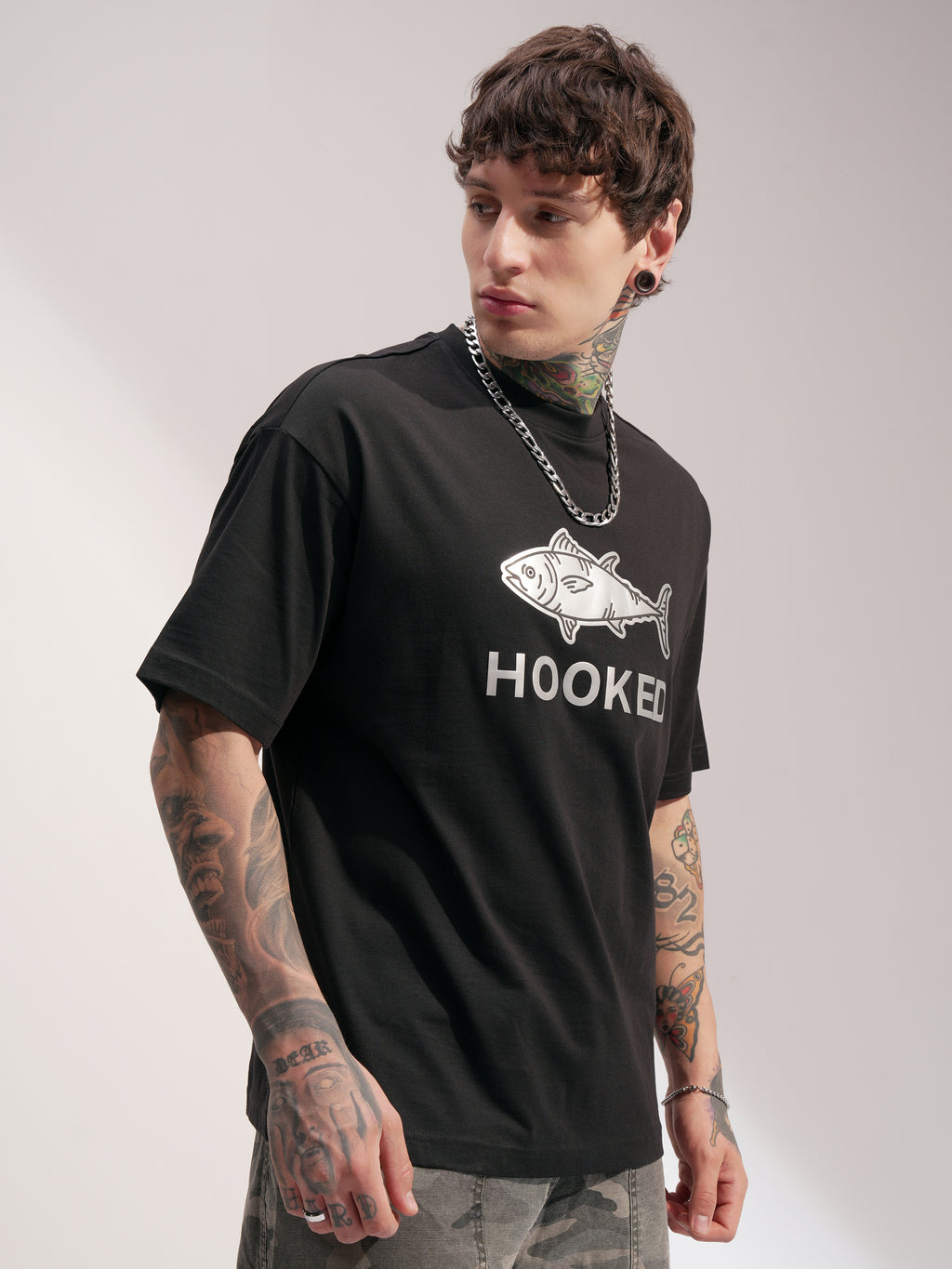 Highlander Men Black Printed Round Neck Oversized Fit T-Shirt - Black - Image 6