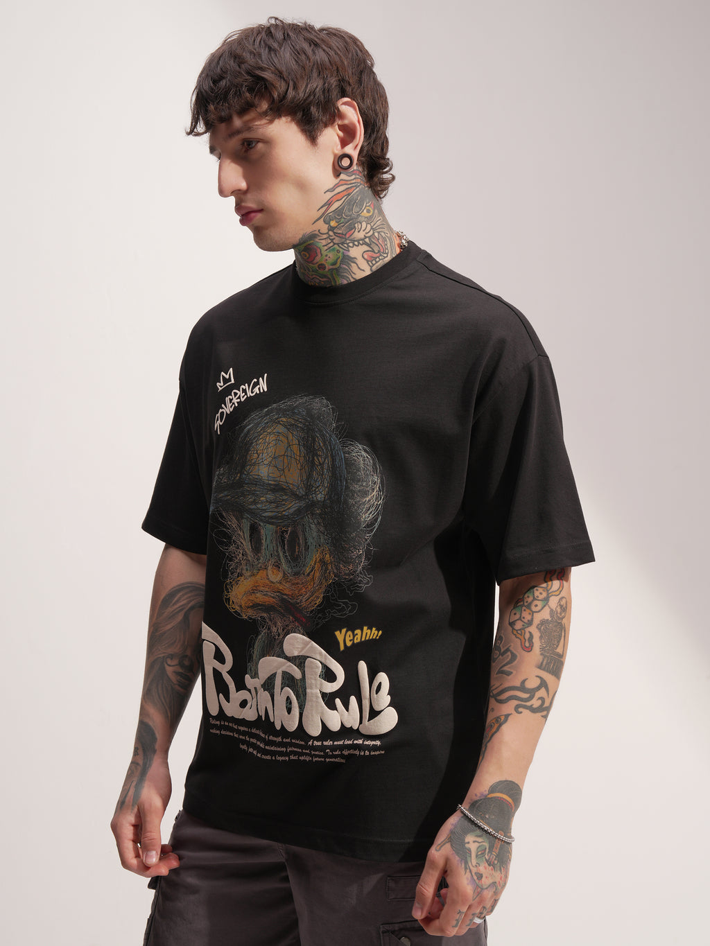 Highlander Men Black Printed Round Neck Oversized Fit T-Shirt - Black - Image 4