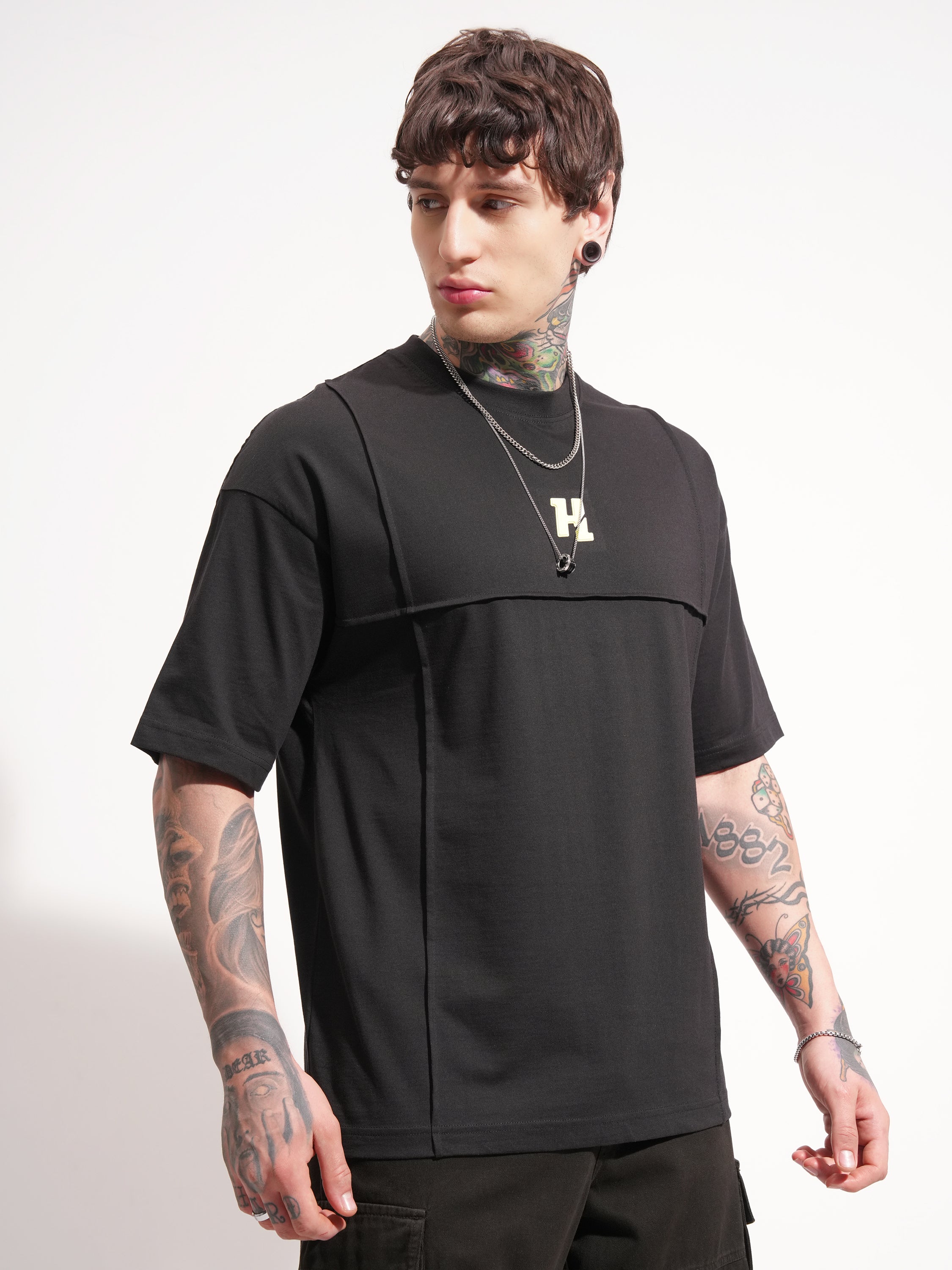 Highlander Men Black Printed Round Neck Oversized Fit T-Shirt - Black - Image 6