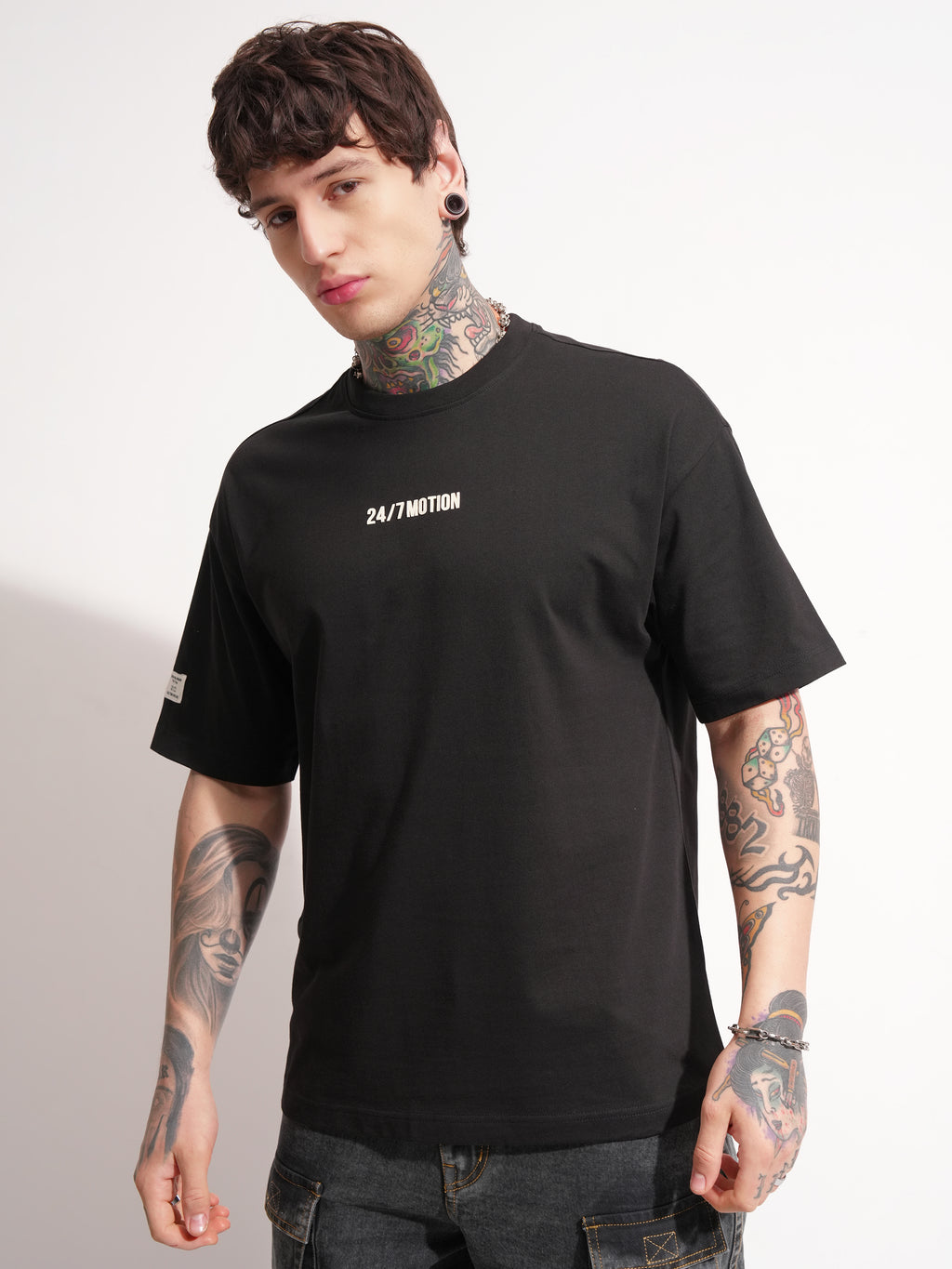 Highlander Men Black Printed Round Neck Oversized Fit T-Shirt - Black - Image 3
