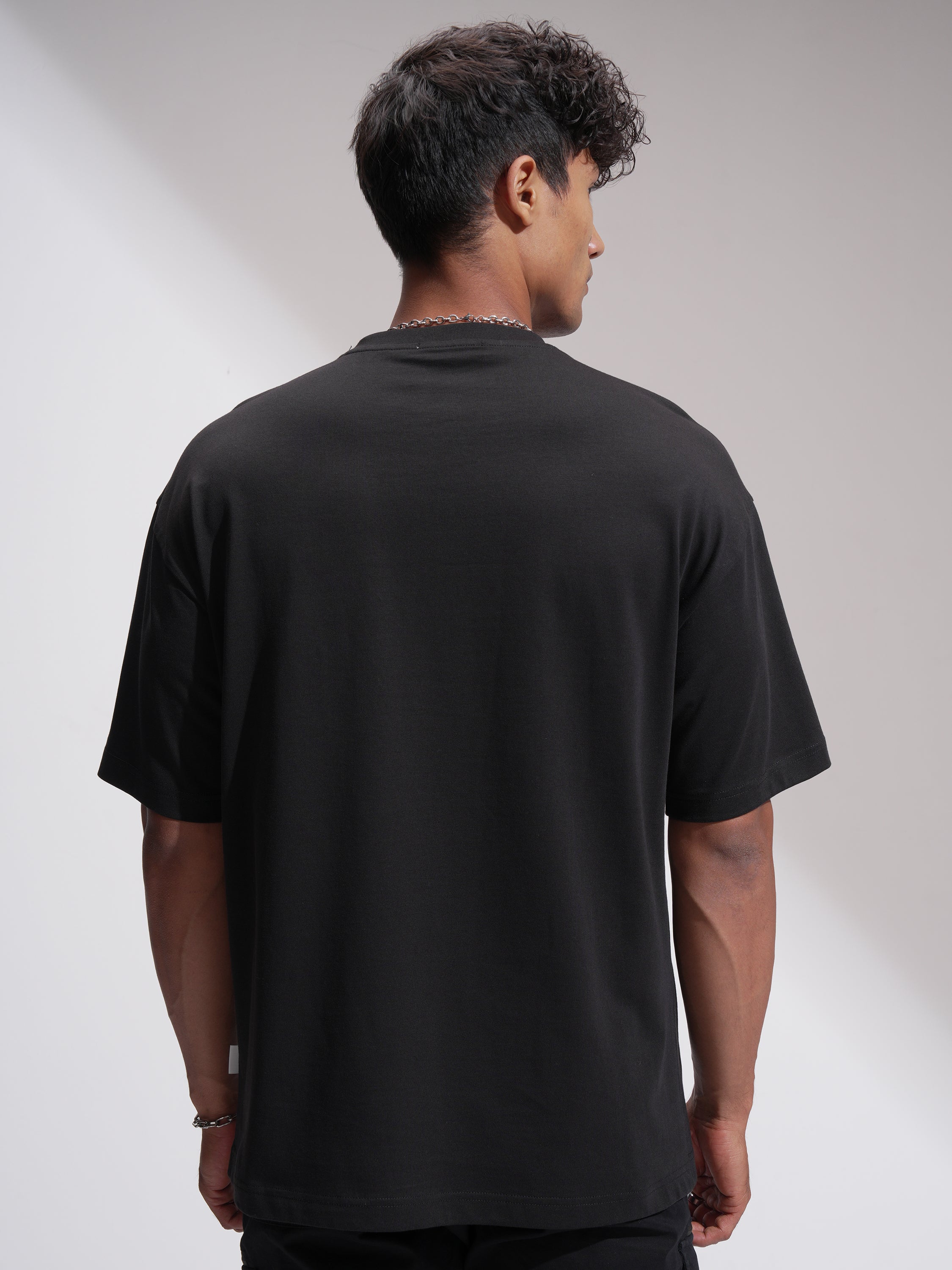 Highlander Men Black Printed Round Neck Oversized Fit T-Shirt - Black - Image 3