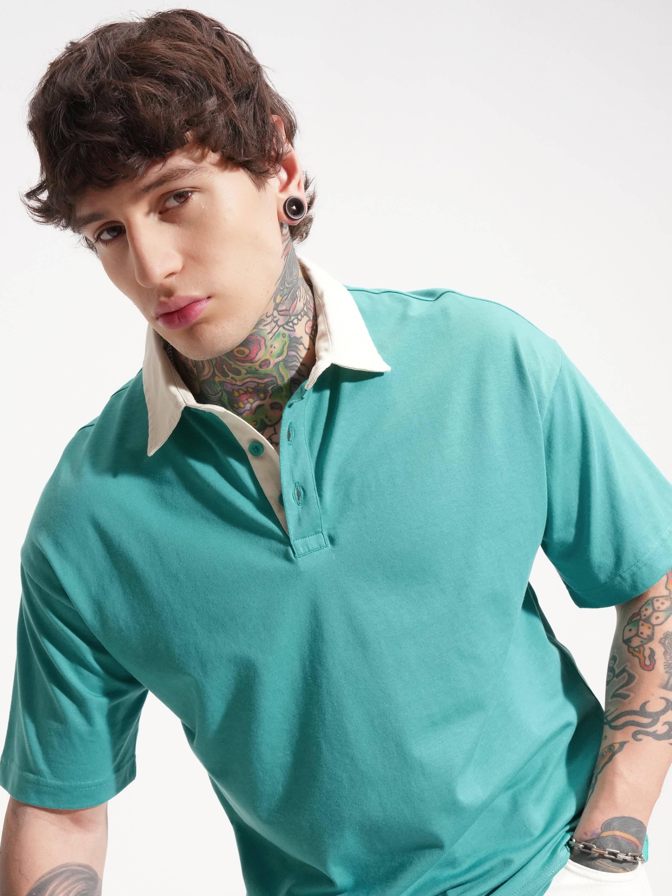 Highlander Men Green Solid Polo Collar T-Shirt - Green - Image 1