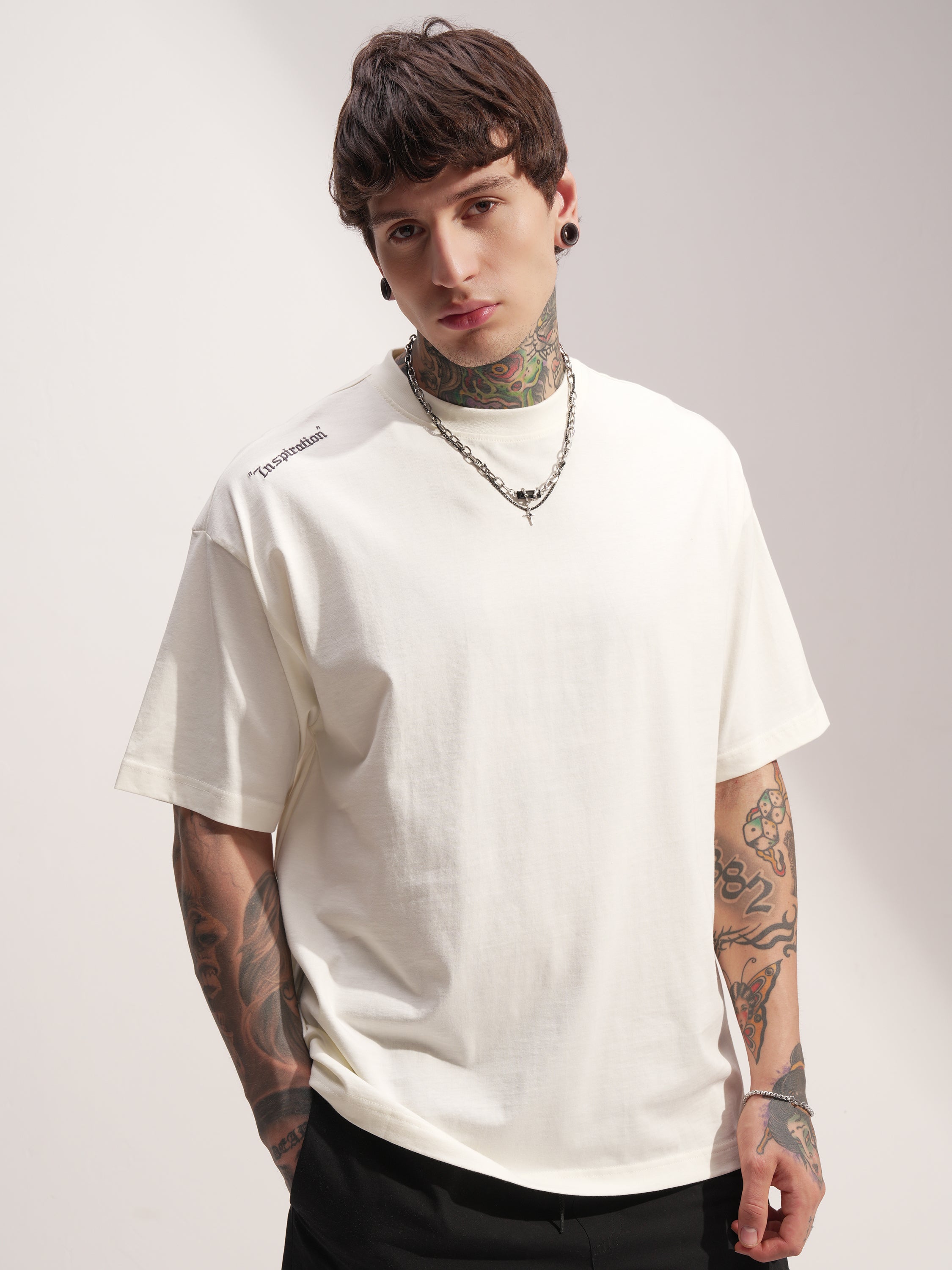 Highlander Men Off White Printed Round Neck Oversized Fit T-Shirt - Off White - Image 6
