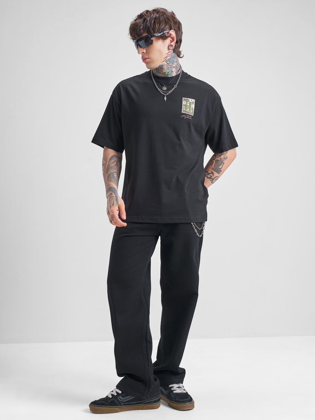 Highlander Men Black Printed Round Neck Oversized Fit T-Shirt - Black - Image 2