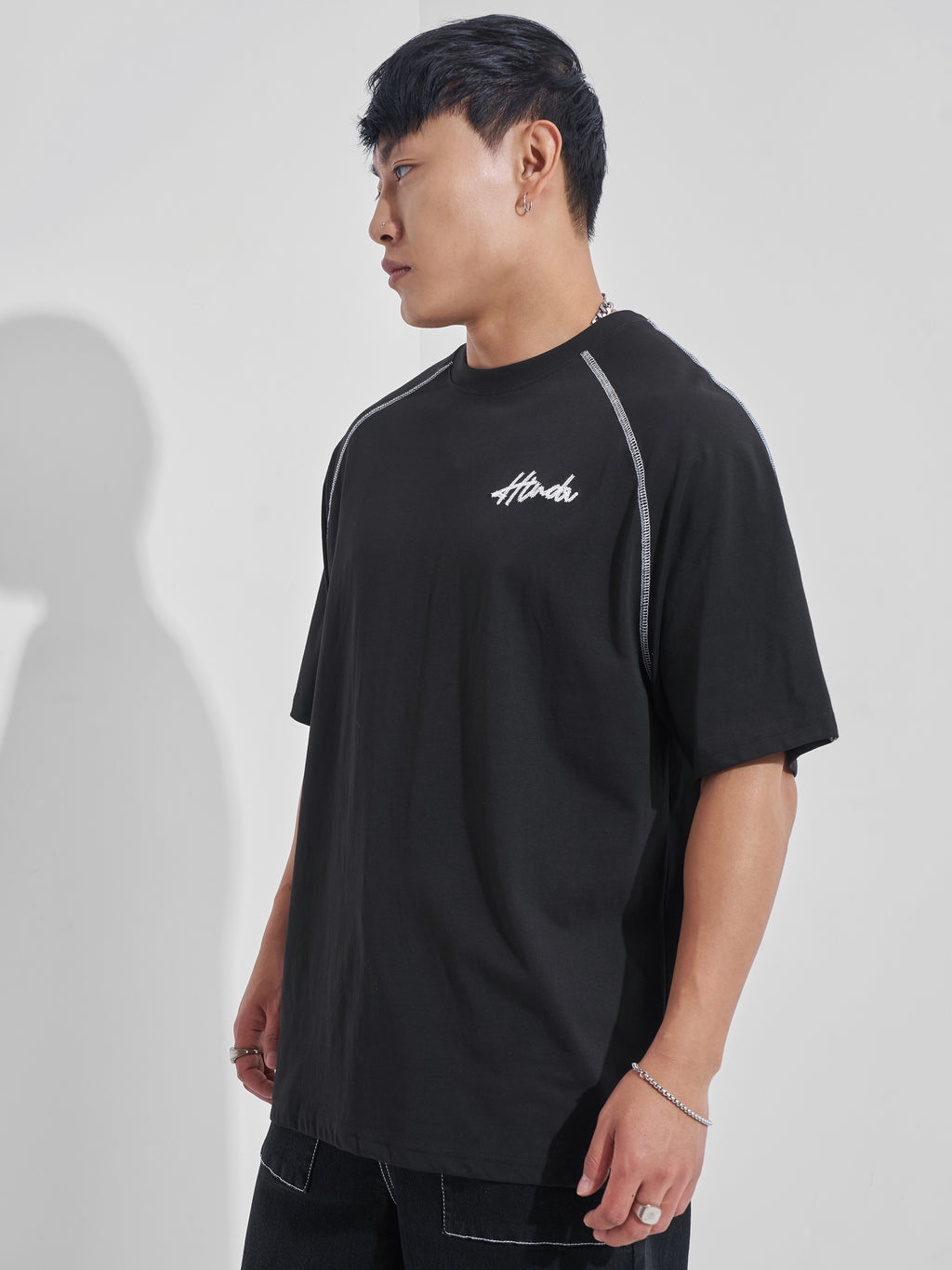 Highlander Men Black Printed Round Neck Oversized Fit T-Shirt - Black - Image 4