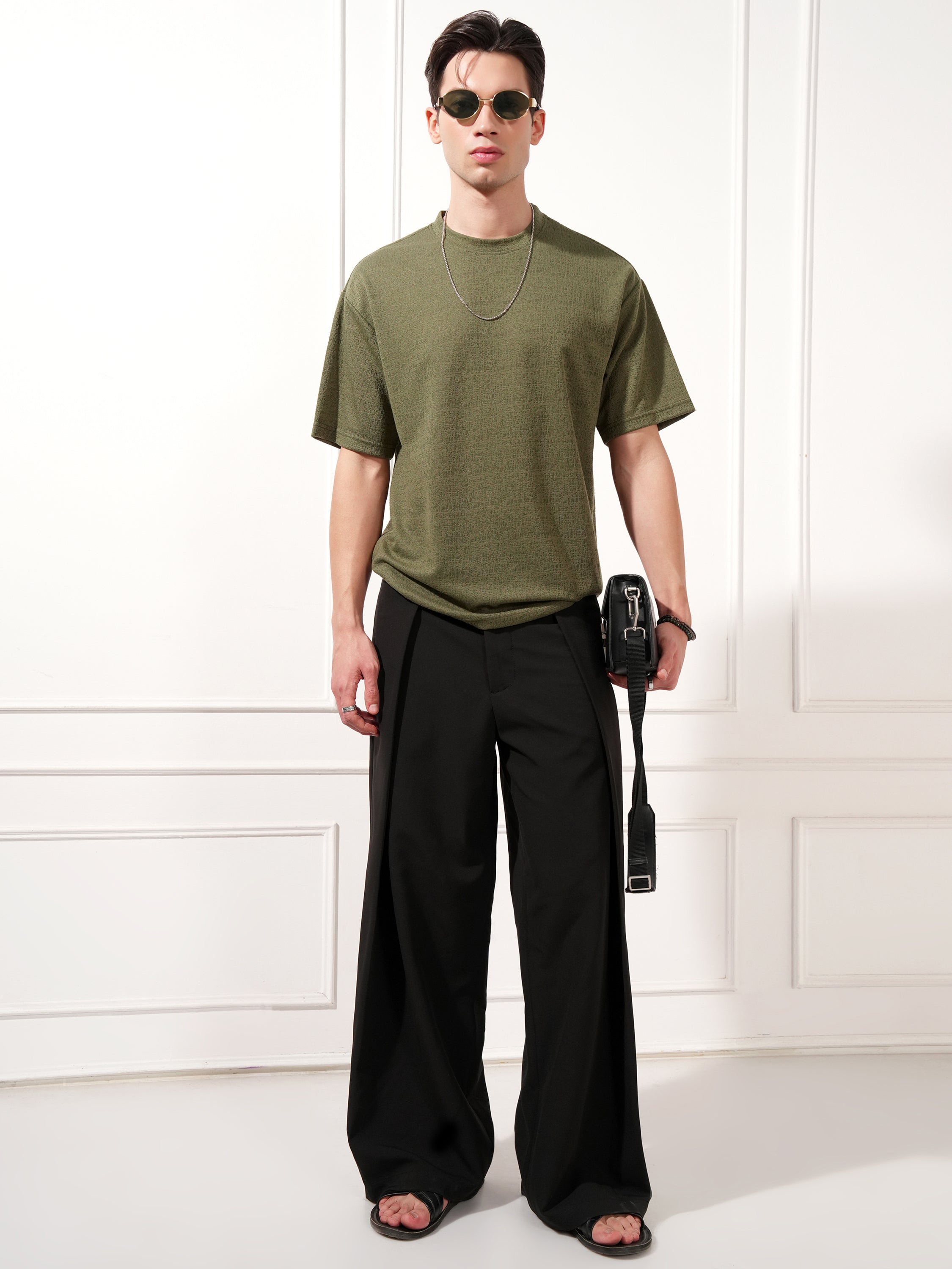Highlander Men Olive Solid Round Neck T-Shirt - Olive - Image 2