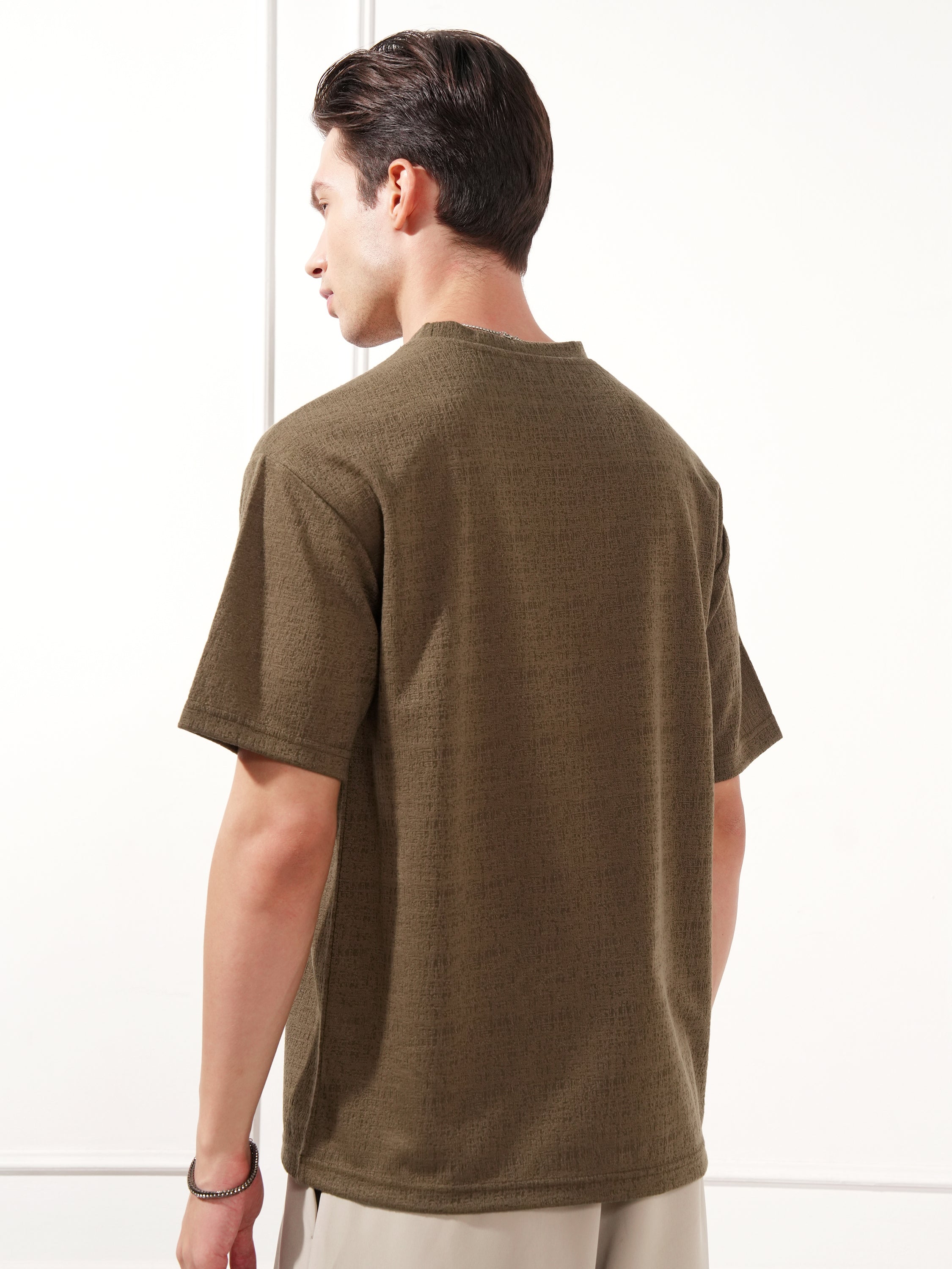 Highlander Men Brown Solid Round Neck T-Shirt - Brown - Image 3