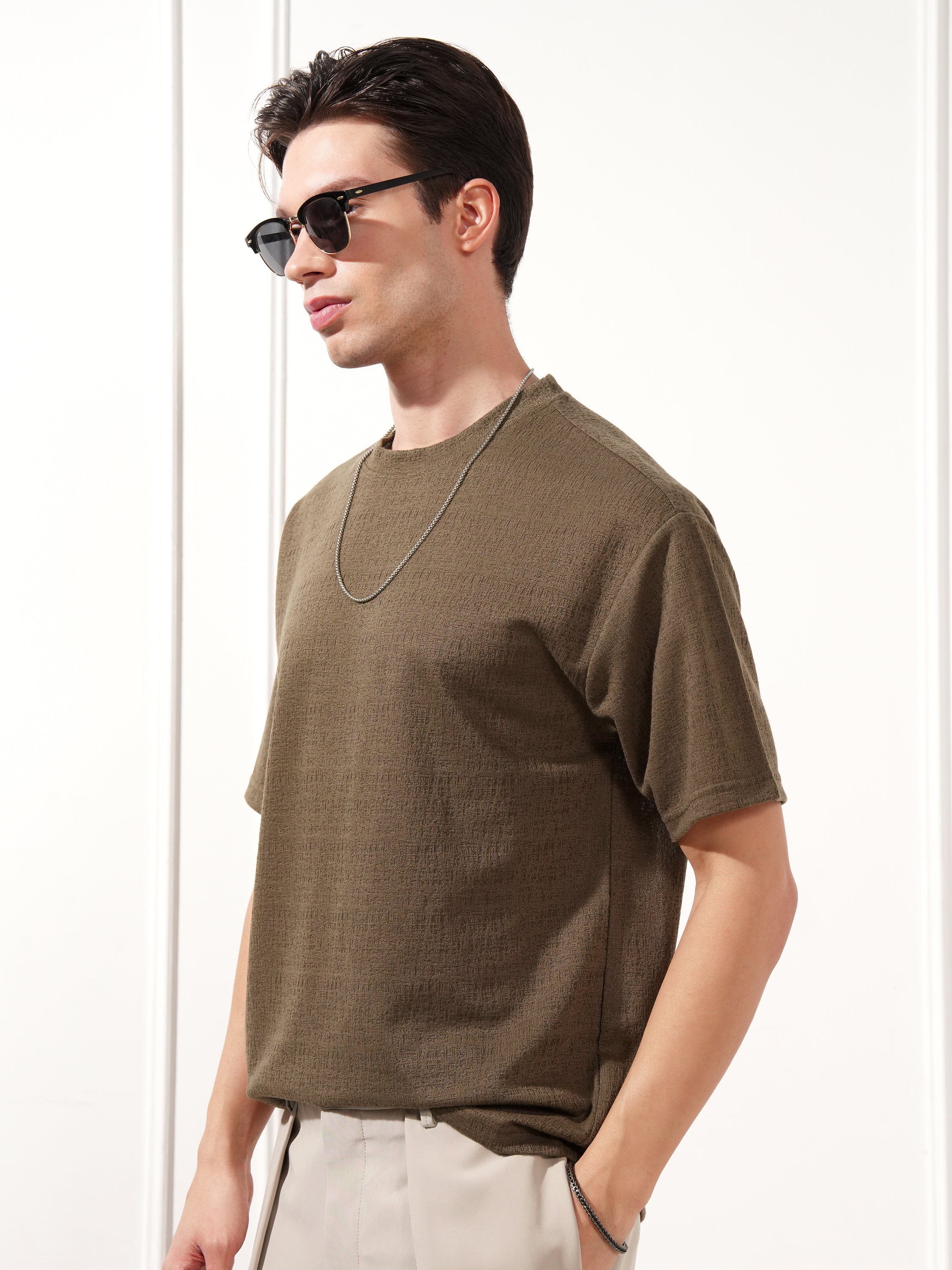 Highlander Men Brown Solid Round Neck T-Shirt - Brown - Image 4