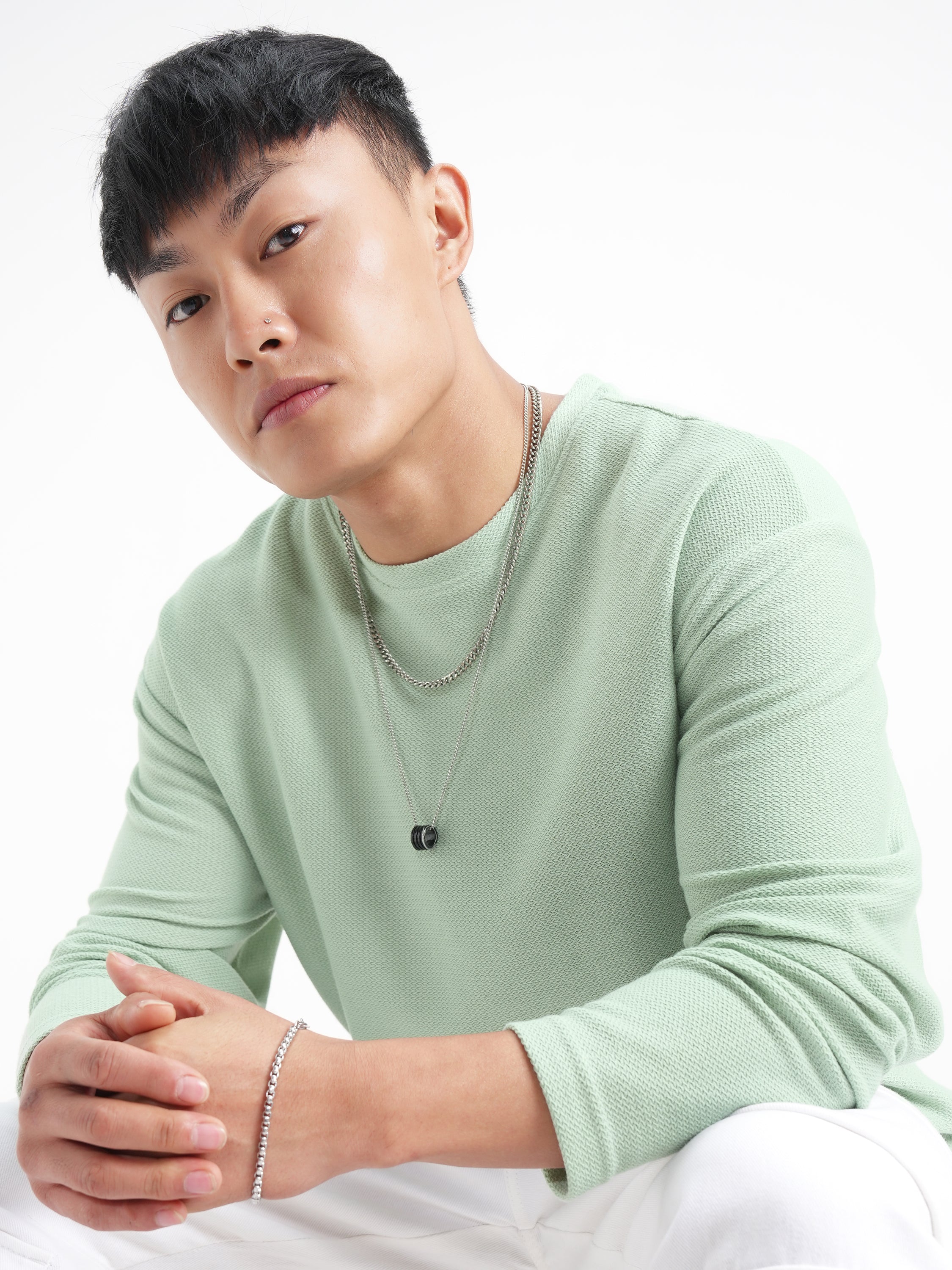 Highlander Men Green Solid Round Neck Oversized Fit T-Shirt - Green - Image 1
