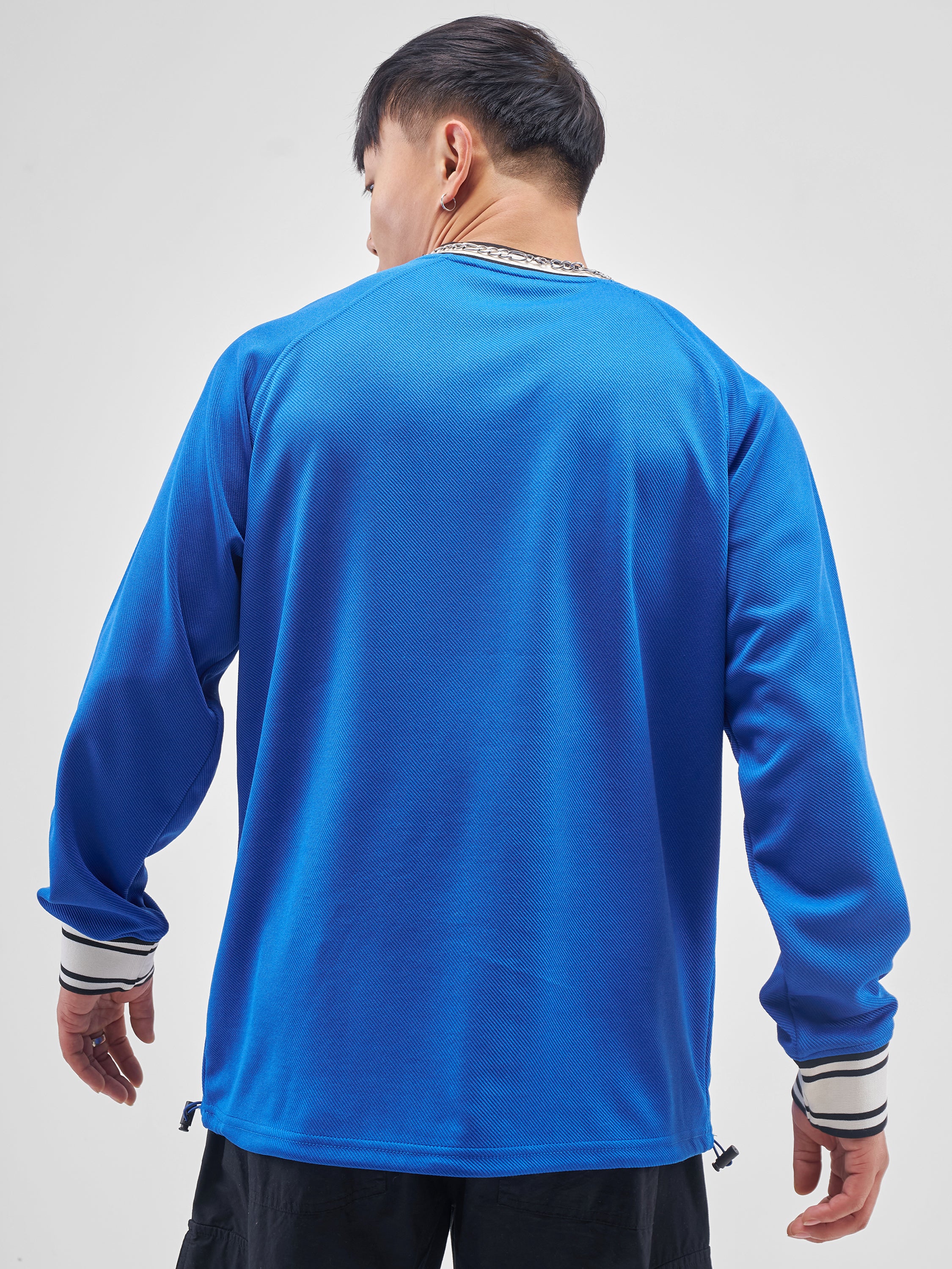 Highlander Men Blue Self Design V-Neck Oversized Fit T-Shirt - Blue - Image 3