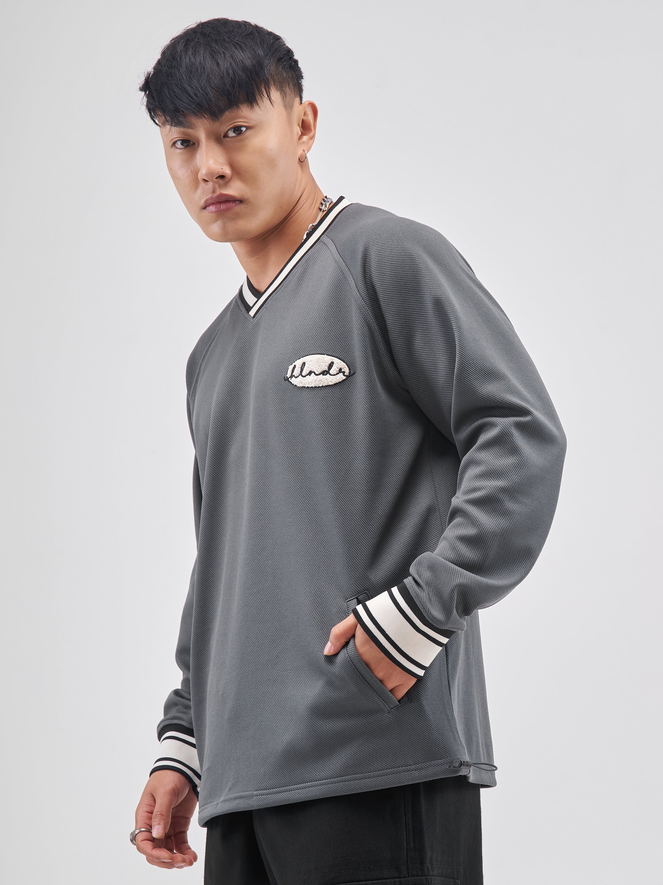 Highlander Men Grey Self Design V-Neck Oversized Fit T-Shirt - Grey - Image 4